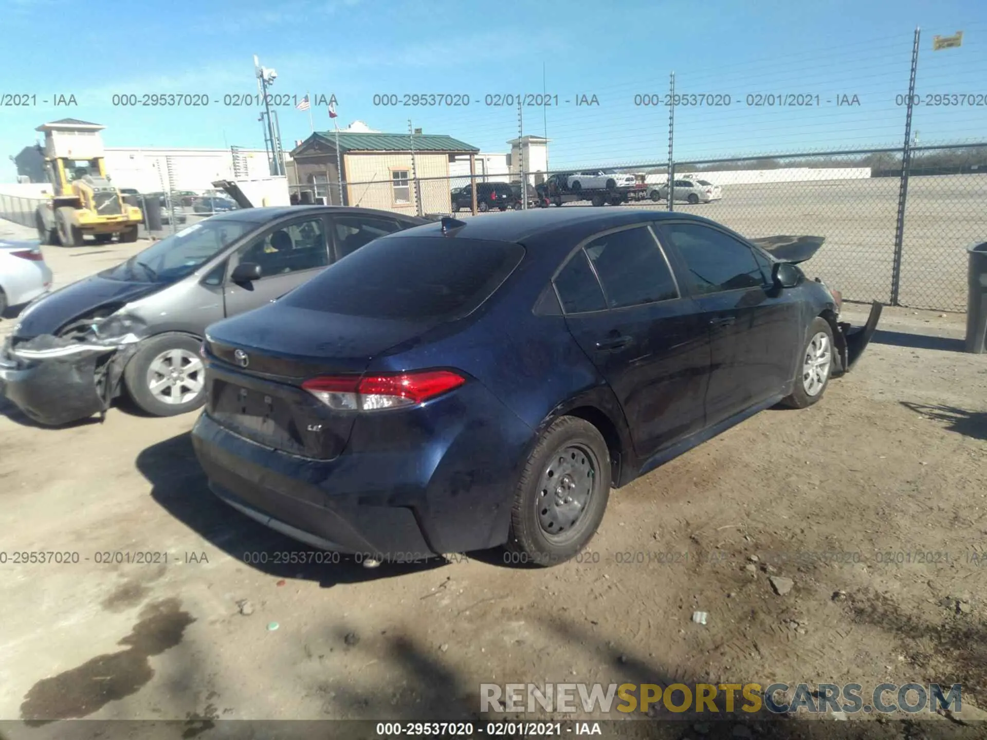 4 Photograph of a damaged car 5YFEPRAEXLP083494 TOYOTA COROLLA 2020