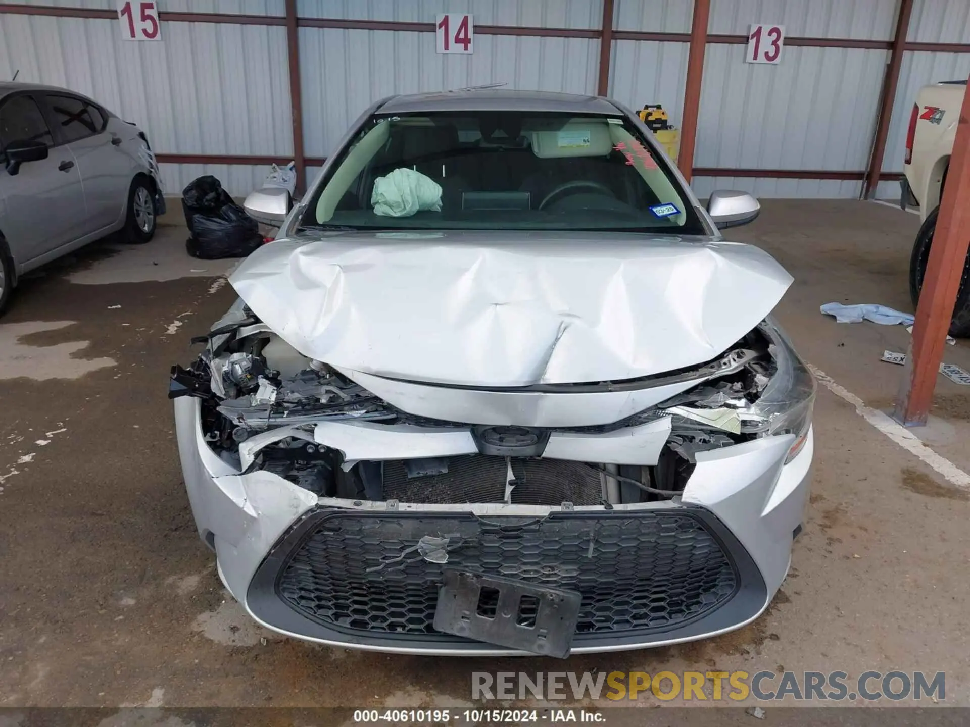 11 Photograph of a damaged car 5YFEPRAEXLP092664 TOYOTA COROLLA 2020