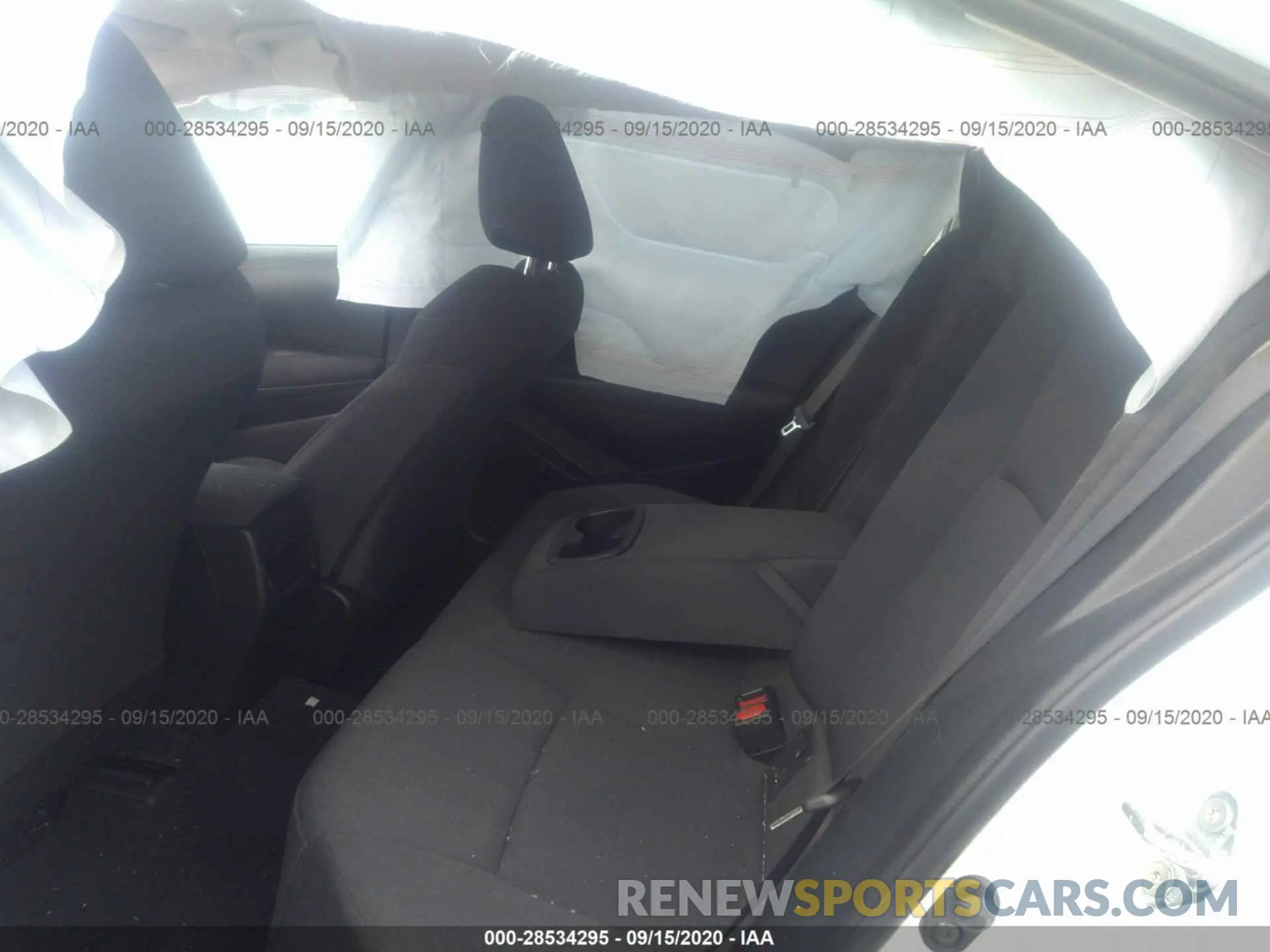 8 Photograph of a damaged car 5YFEPRAEXLP109351 TOYOTA COROLLA 2020