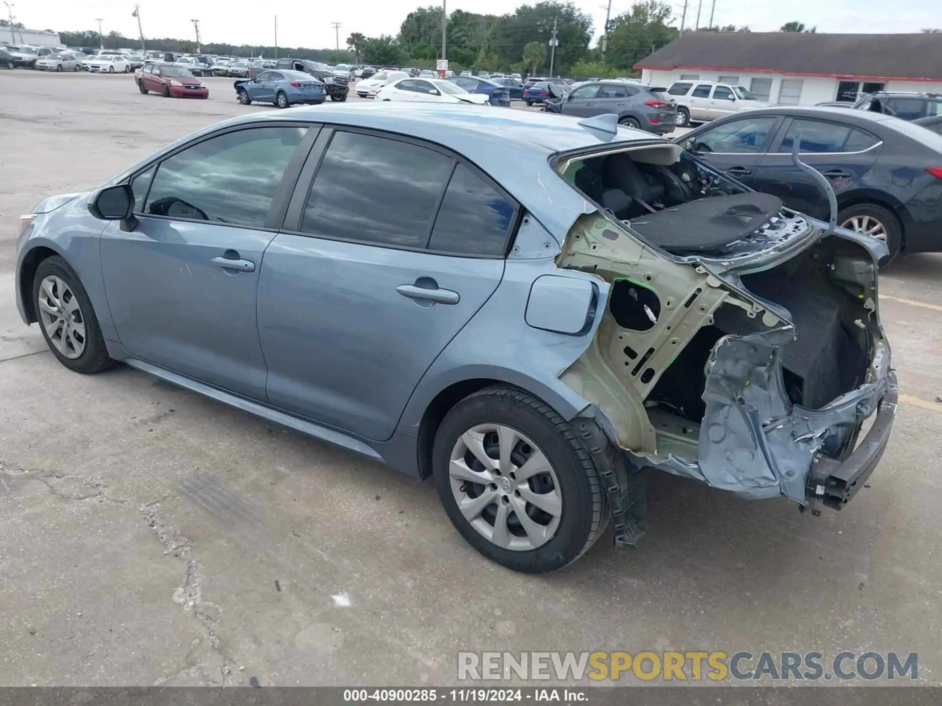3 Photograph of a damaged car 5YFEPRAEXLP110192 TOYOTA COROLLA 2020