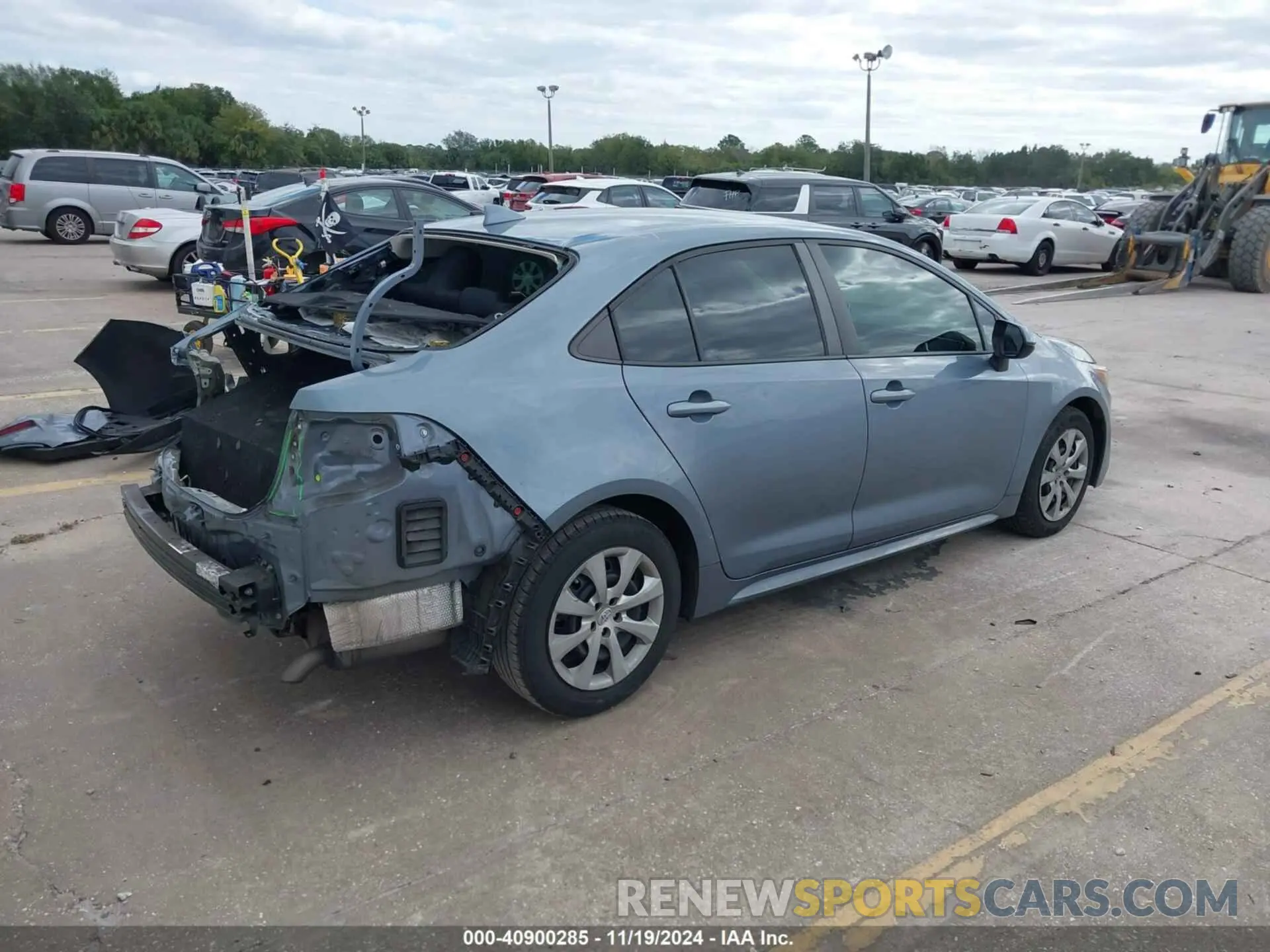 4 Photograph of a damaged car 5YFEPRAEXLP110192 TOYOTA COROLLA 2020