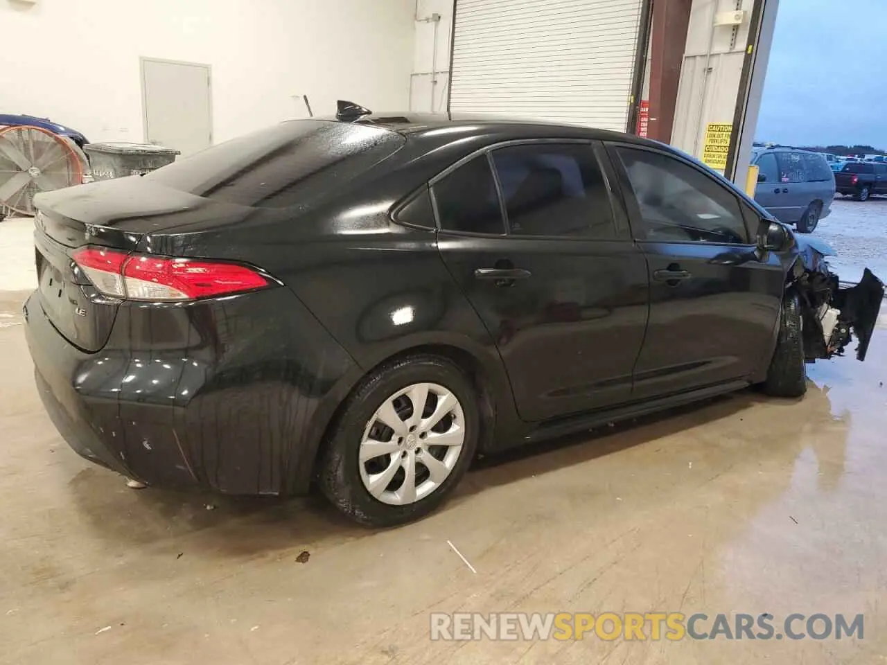 3 Фотография поврежденного автомобиля 5YFEPRAEXLP117949 TOYOTA COROLLA 2020