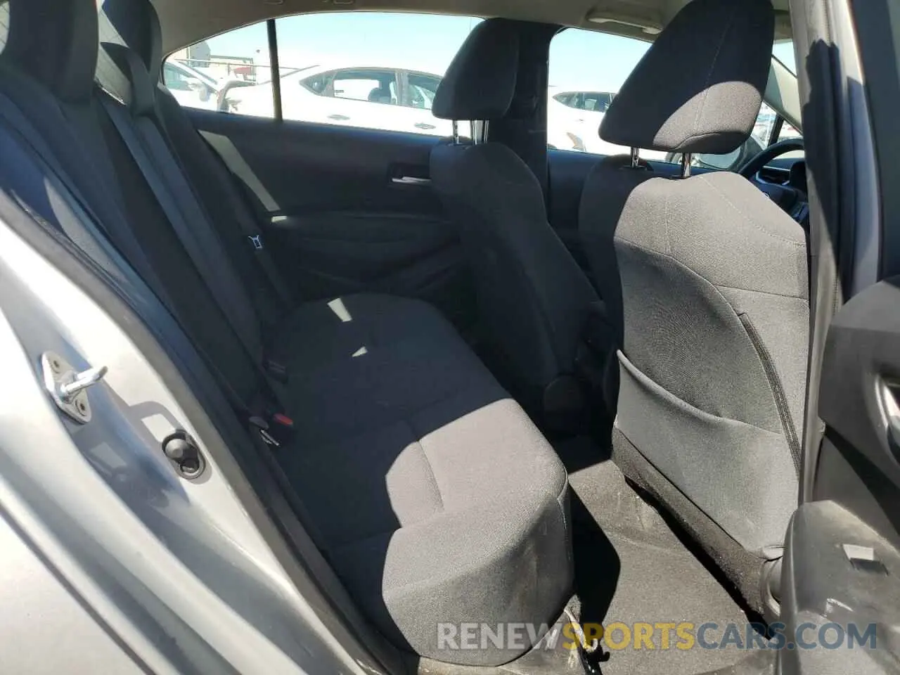 10 Фотография поврежденного автомобиля 5YFEPRAEXLP121743 TOYOTA COROLLA 2020