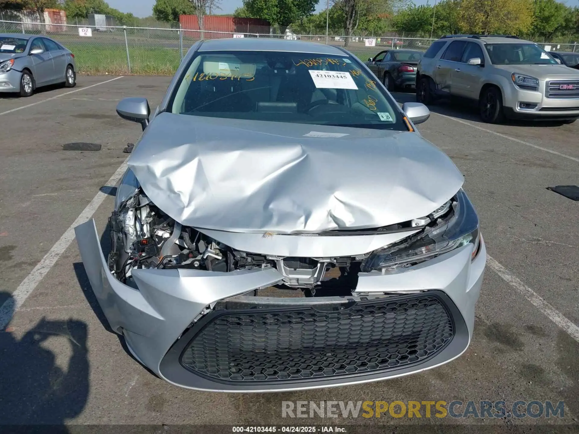12 Фотография поврежденного автомобиля 5YFEPRAEXLP127784 TOYOTA COROLLA 2020