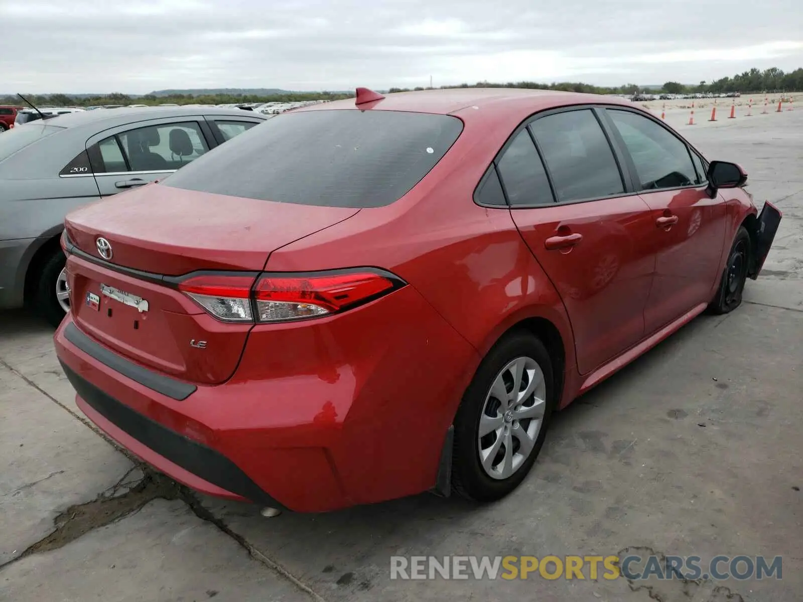 4 Photograph of a damaged car 5YFEPRAEXLP136534 TOYOTA COROLLA 2020