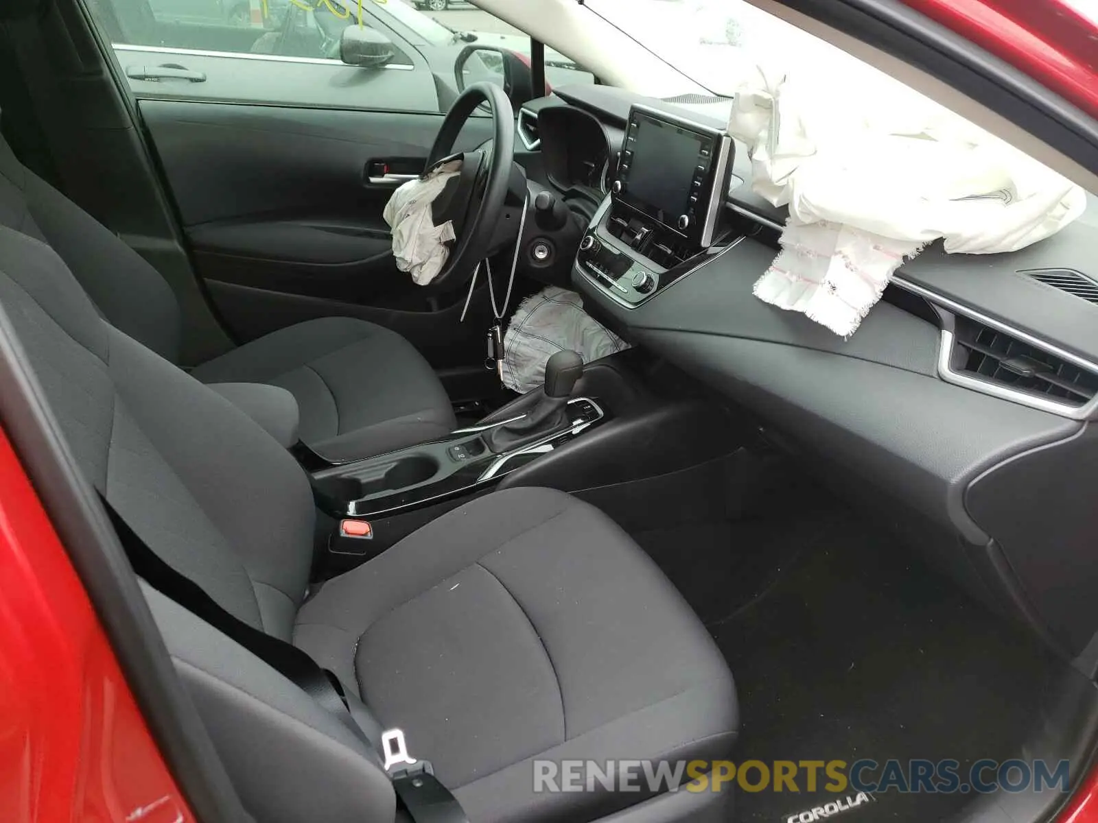 5 Photograph of a damaged car 5YFEPRAEXLP136534 TOYOTA COROLLA 2020