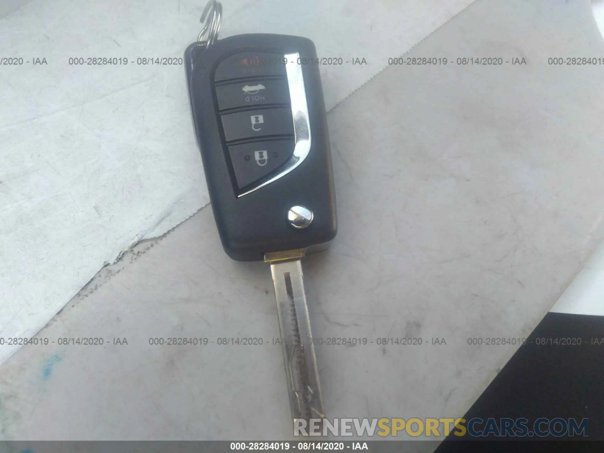 11 Photograph of a damaged car 5YFEPRAEXLP137795 TOYOTA COROLLA 2020