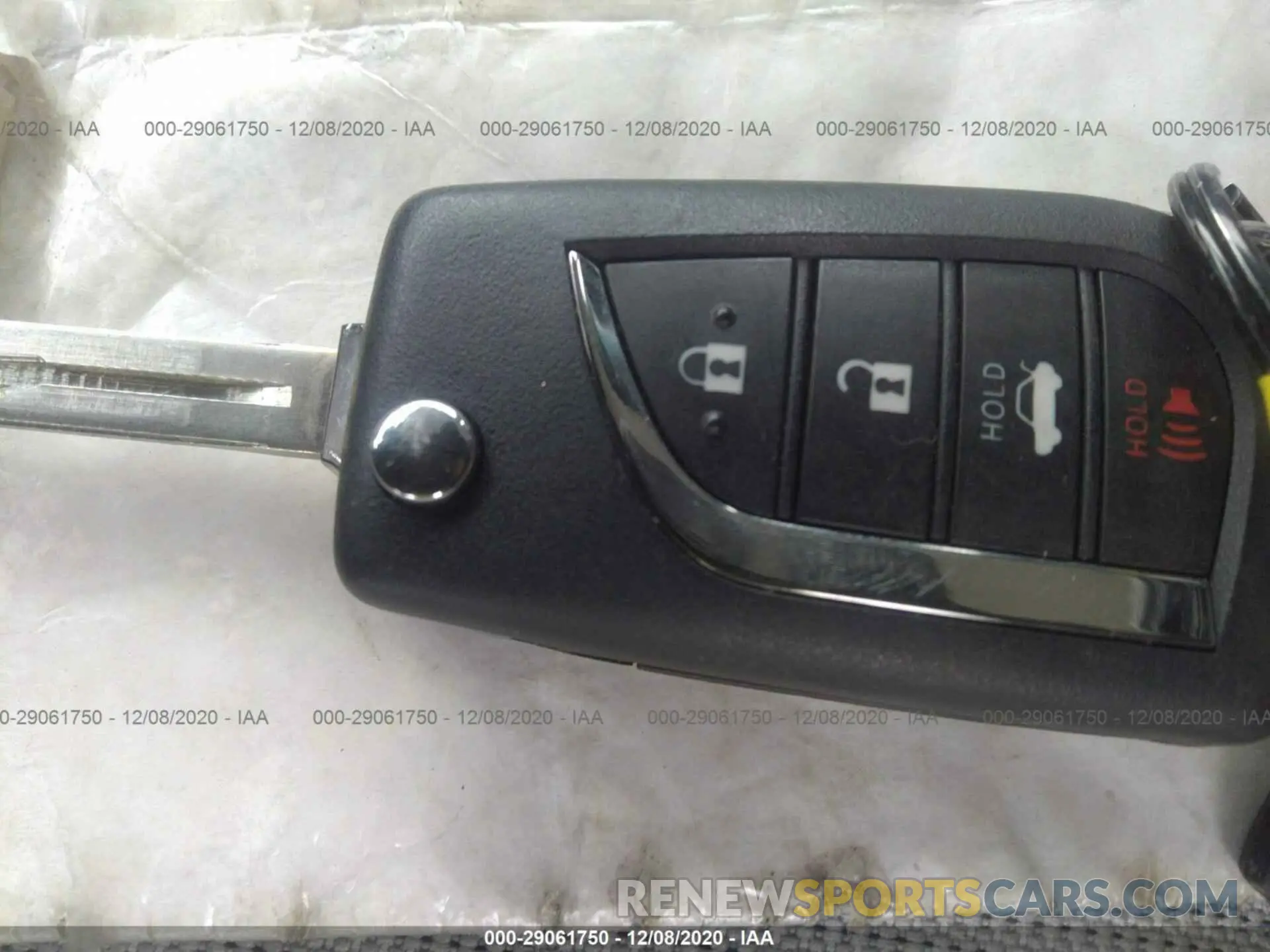 11 Photograph of a damaged car 5YFEPRAEXLP139904 TOYOTA COROLLA 2020
