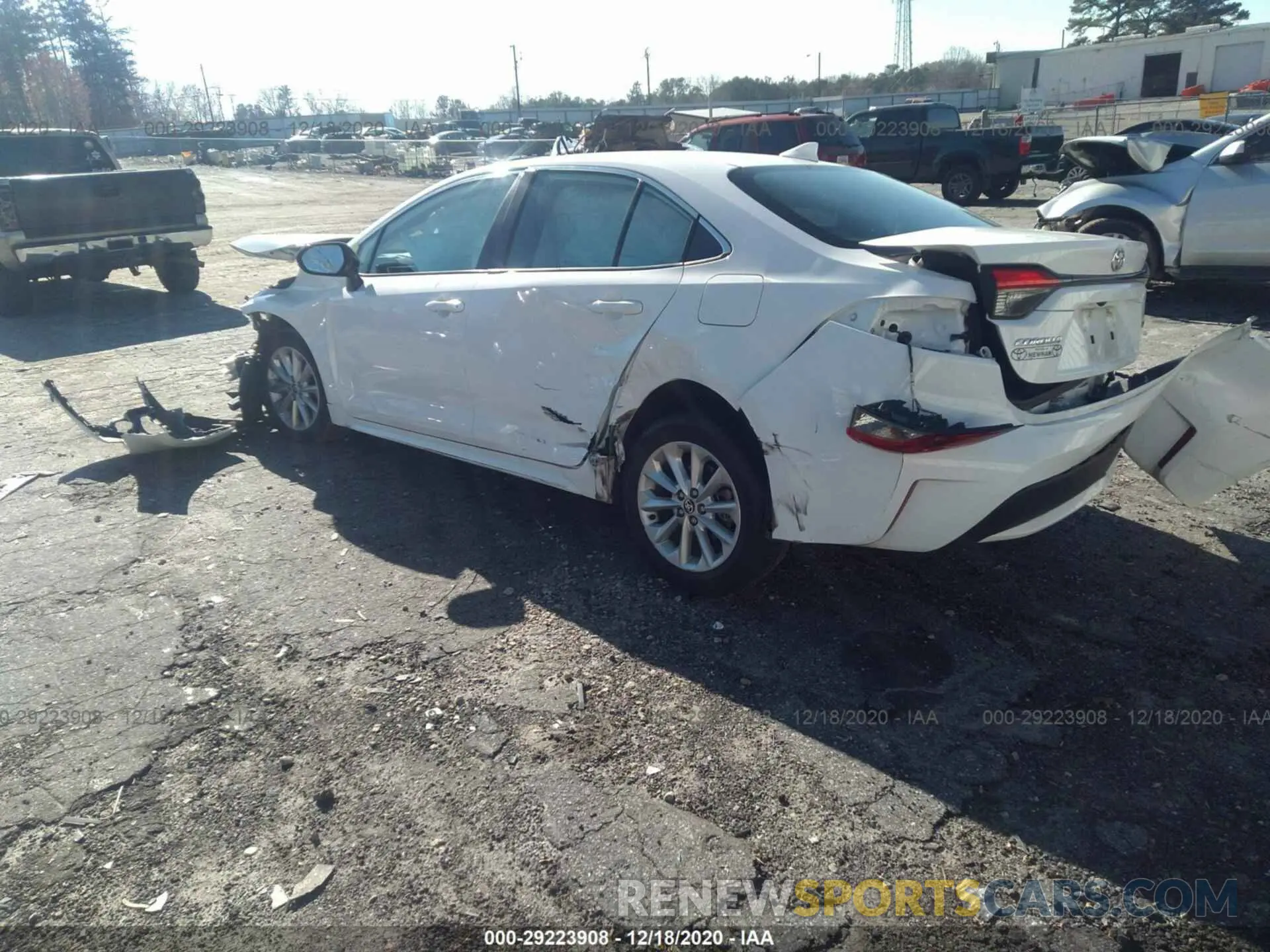 3 Photograph of a damaged car 5YFFPRAE3LP021956 TOYOTA COROLLA 2020