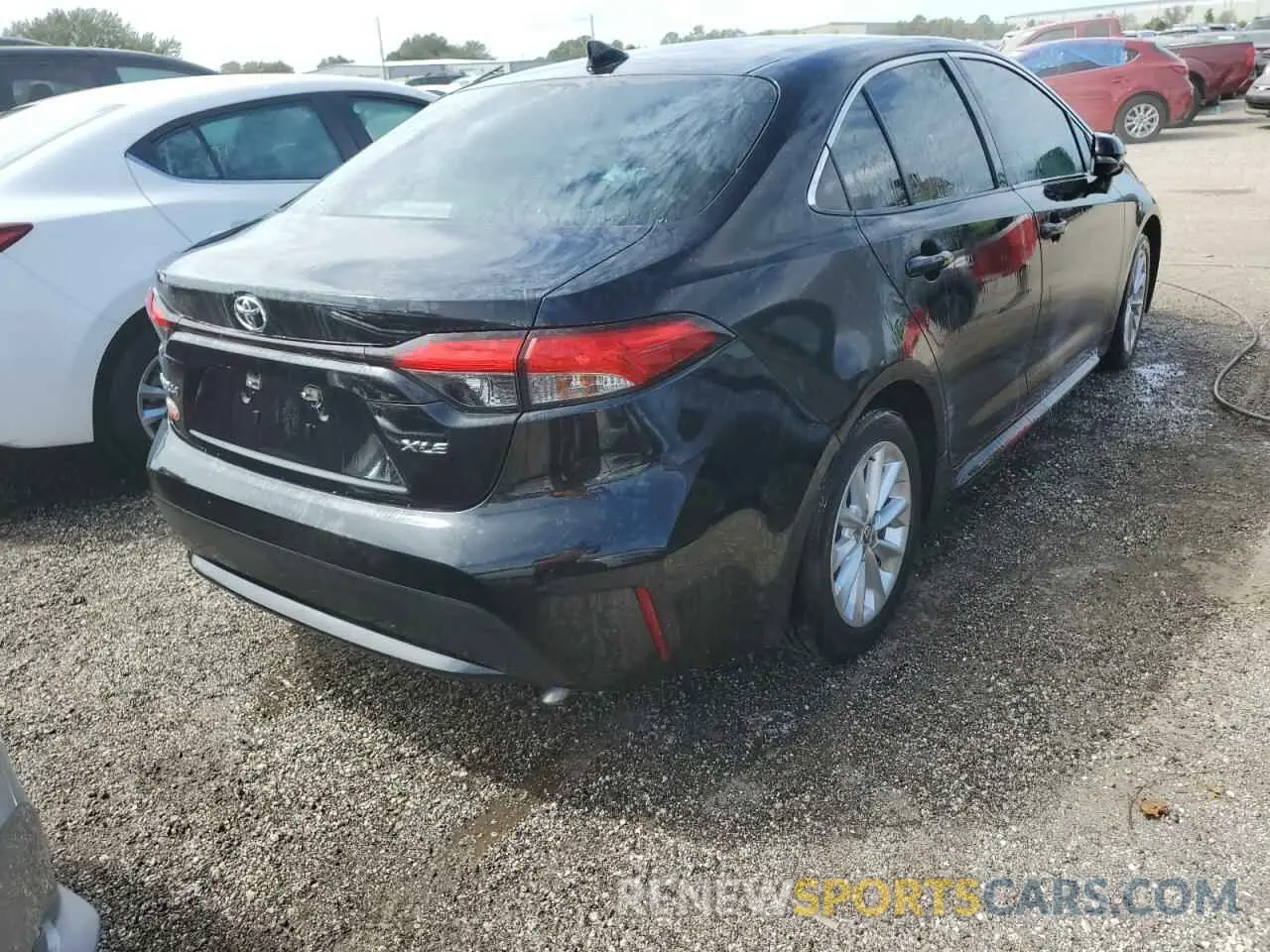 4 Photograph of a damaged car 5YFFPRAE4LP008262 TOYOTA COROLLA 2020