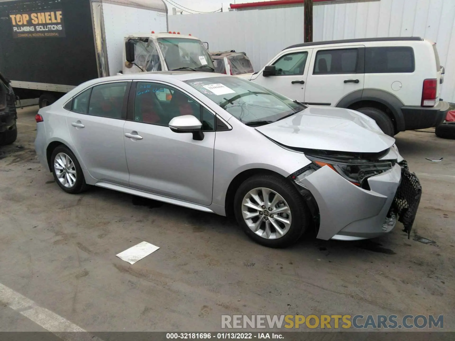 1 Photograph of a damaged car 5YFFPRAE7LP088432 TOYOTA COROLLA 2020