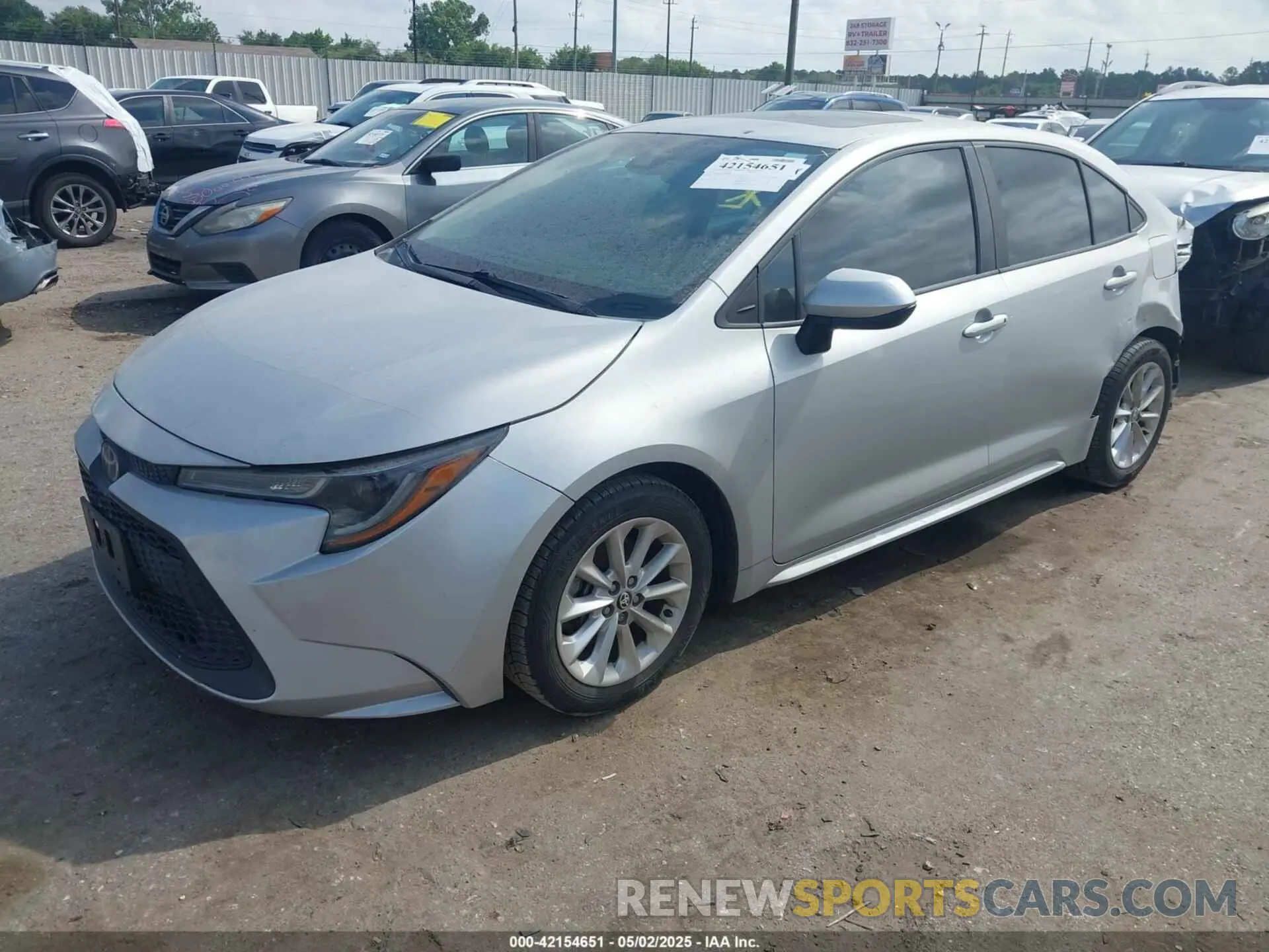 2 Photograph of a damaged car 5YFHPRAE2LP025652 TOYOTA COROLLA 2020