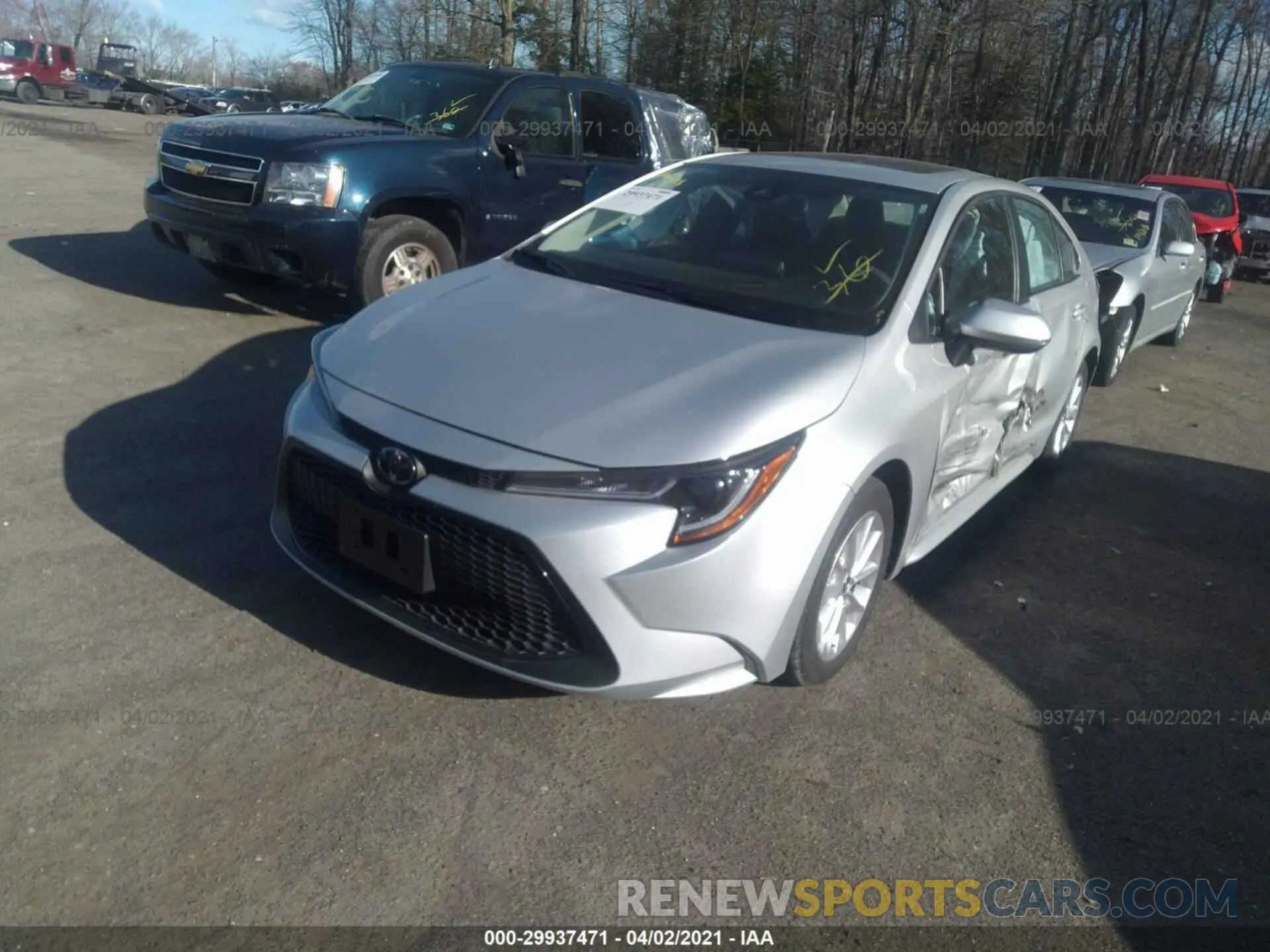 2 Photograph of a damaged car 5YFHPRAE4LP049113 TOYOTA COROLLA 2020