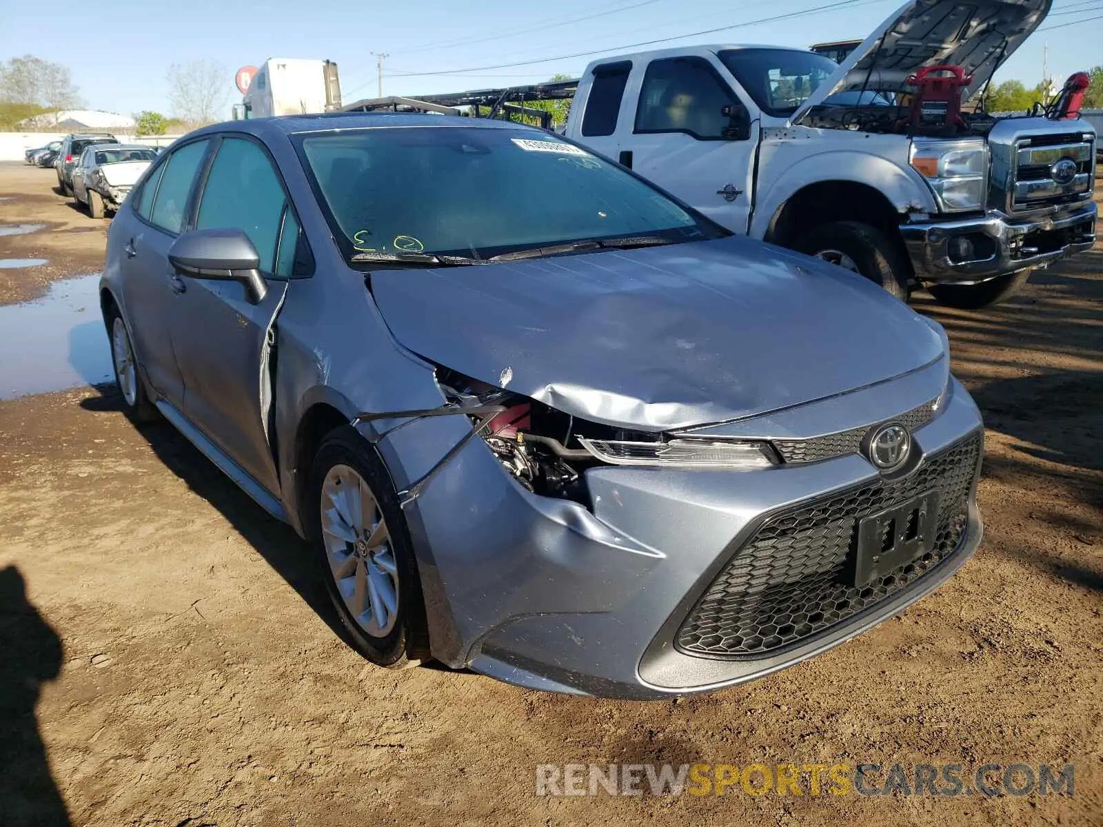 1 Photograph of a damaged car 5YFHPRAE5LP021689 TOYOTA COROLLA 2020