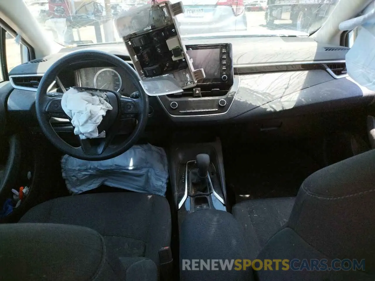 8 Фотография поврежденного автомобиля 5YFHPRAE5LP136230 TOYOTA COROLLA 2020