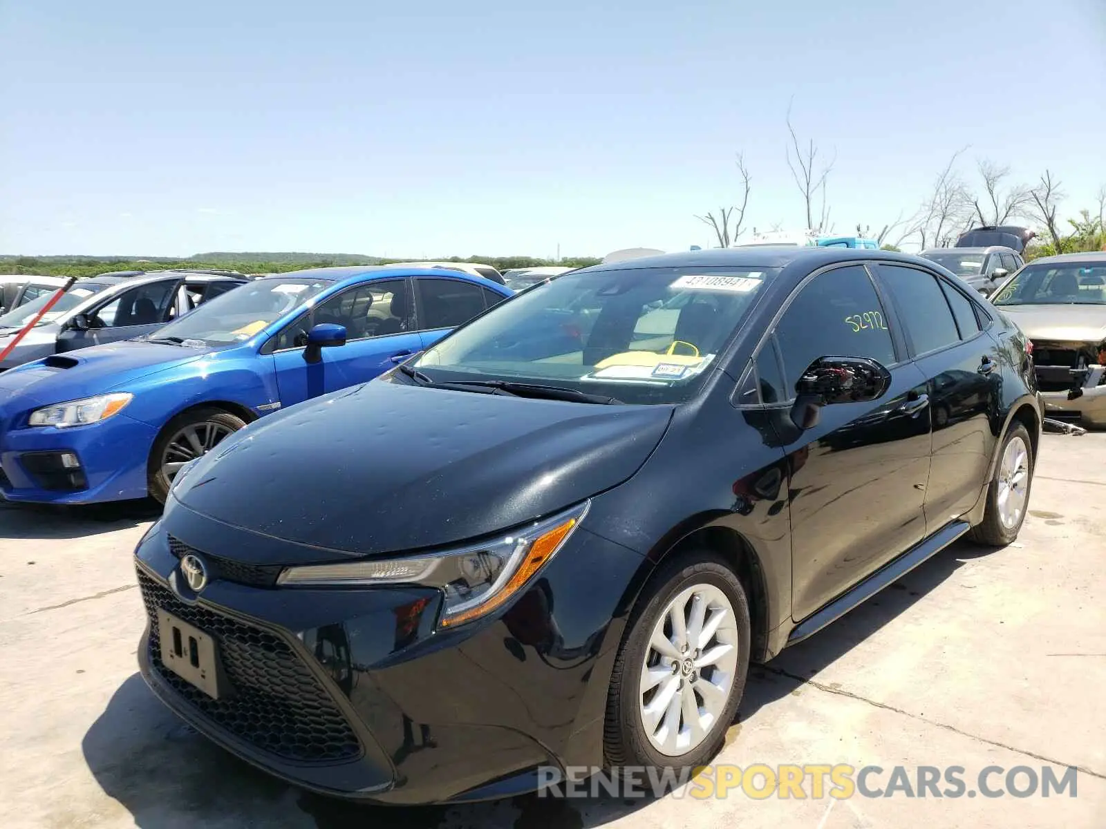 2 Photograph of a damaged car 5YFHPRAE6LP018235 TOYOTA COROLLA 2020