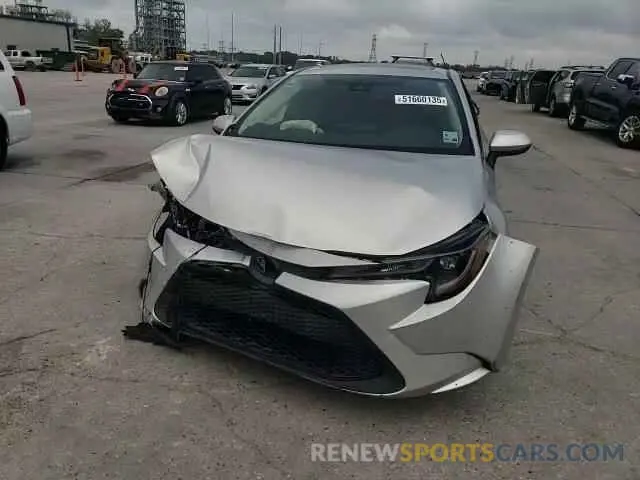 10 Photograph of a damaged car 5YFHPRAE9LP021808 TOYOTA COROLLA 2020