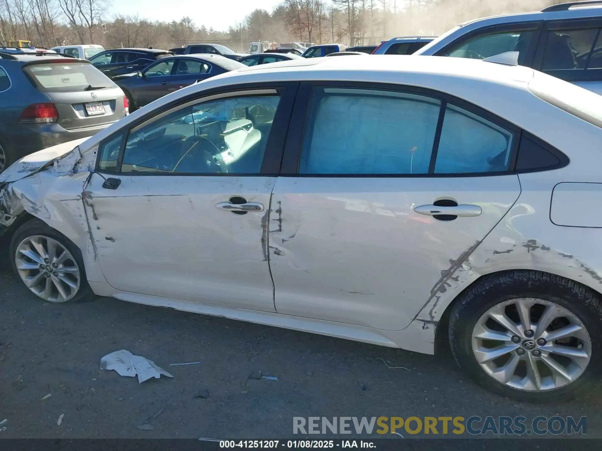14 Photograph of a damaged car 5YFHPRAEXLP037791 TOYOTA COROLLA 2020