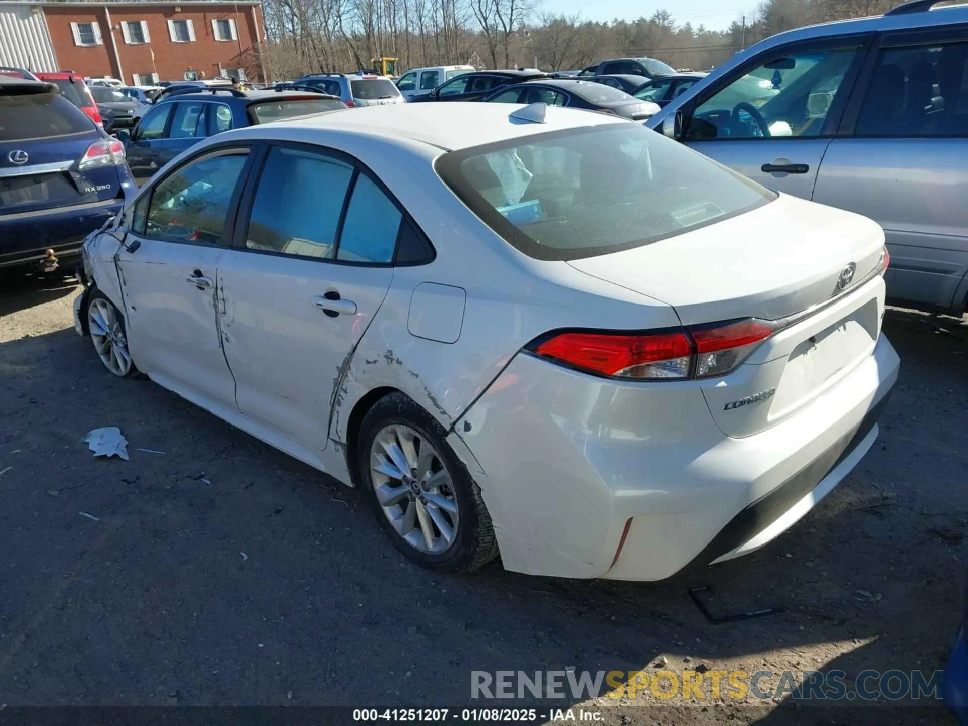 3 Photograph of a damaged car 5YFHPRAEXLP037791 TOYOTA COROLLA 2020