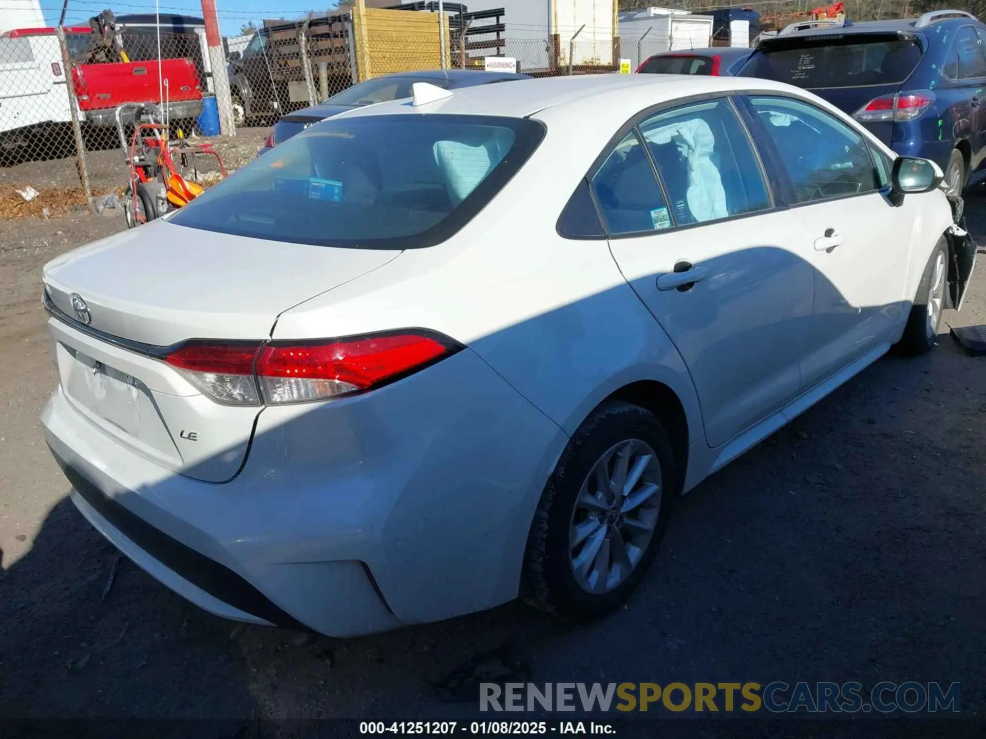 4 Photograph of a damaged car 5YFHPRAEXLP037791 TOYOTA COROLLA 2020