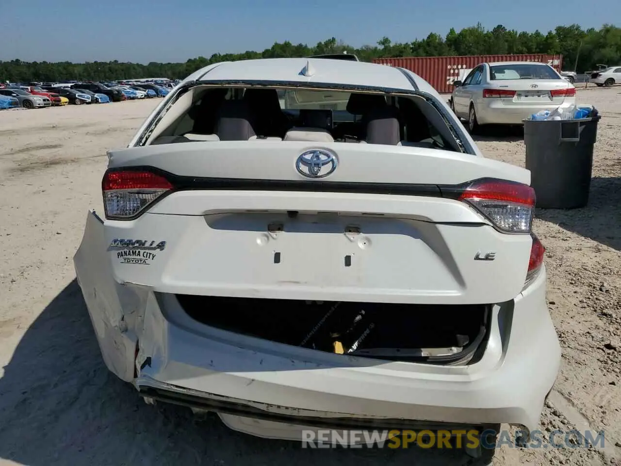 6 Photograph of a damaged car 5YFHPRAEXLP043798 TOYOTA COROLLA 2020