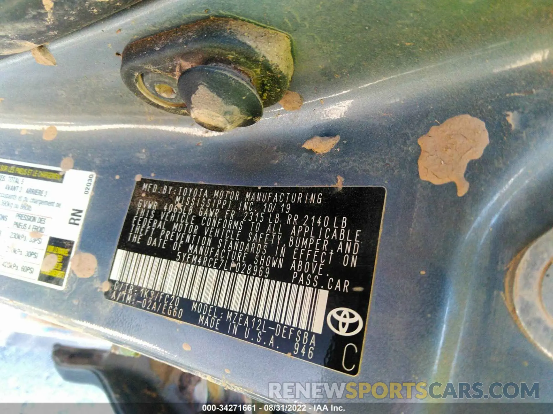 9 Photograph of a damaged car 5YFM4RCE7LP028969 TOYOTA COROLLA 2020