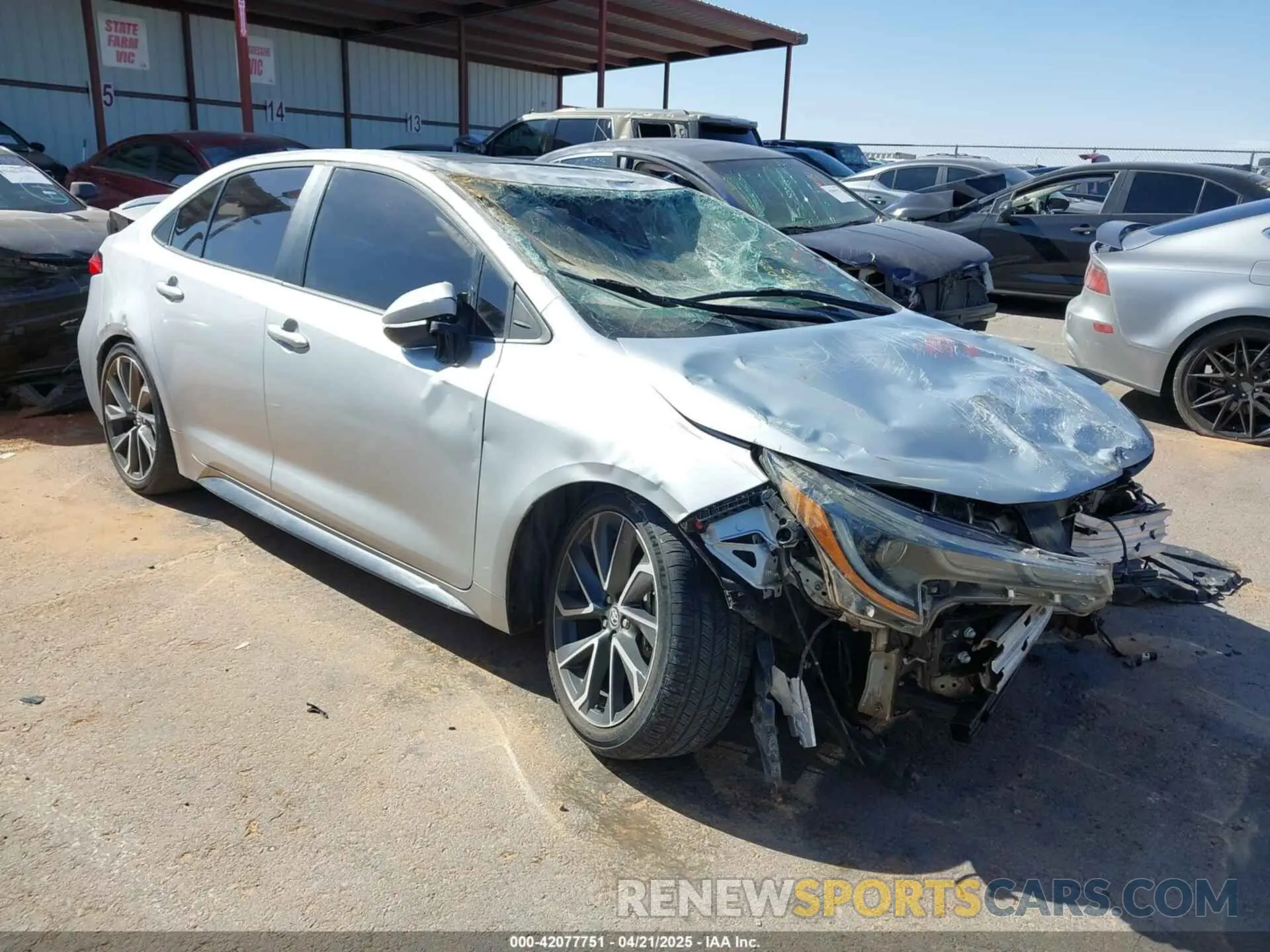1 Photograph of a damaged car 5YFP4RCE2LP014913 TOYOTA COROLLA 2020