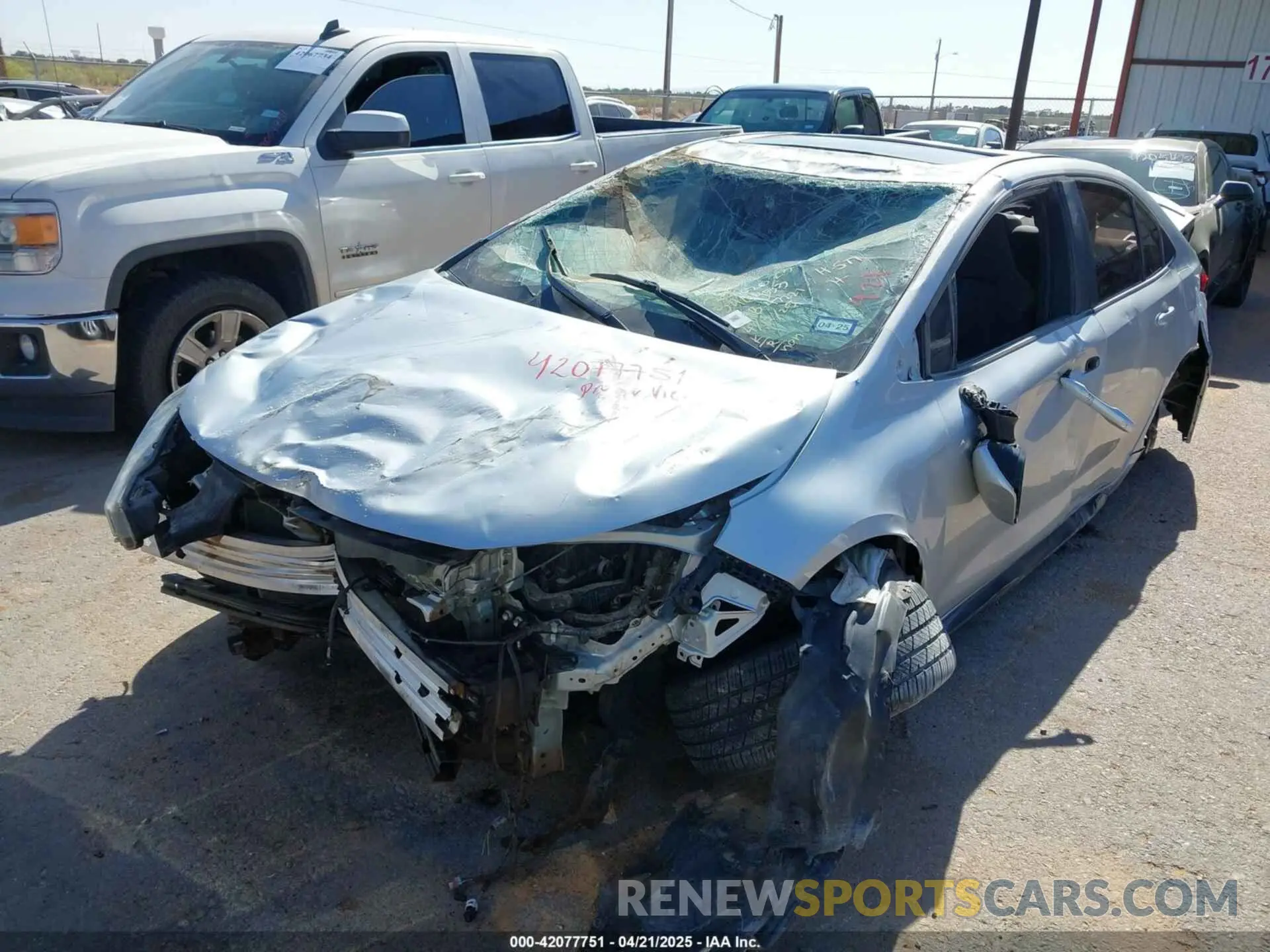 6 Photograph of a damaged car 5YFP4RCE2LP014913 TOYOTA COROLLA 2020