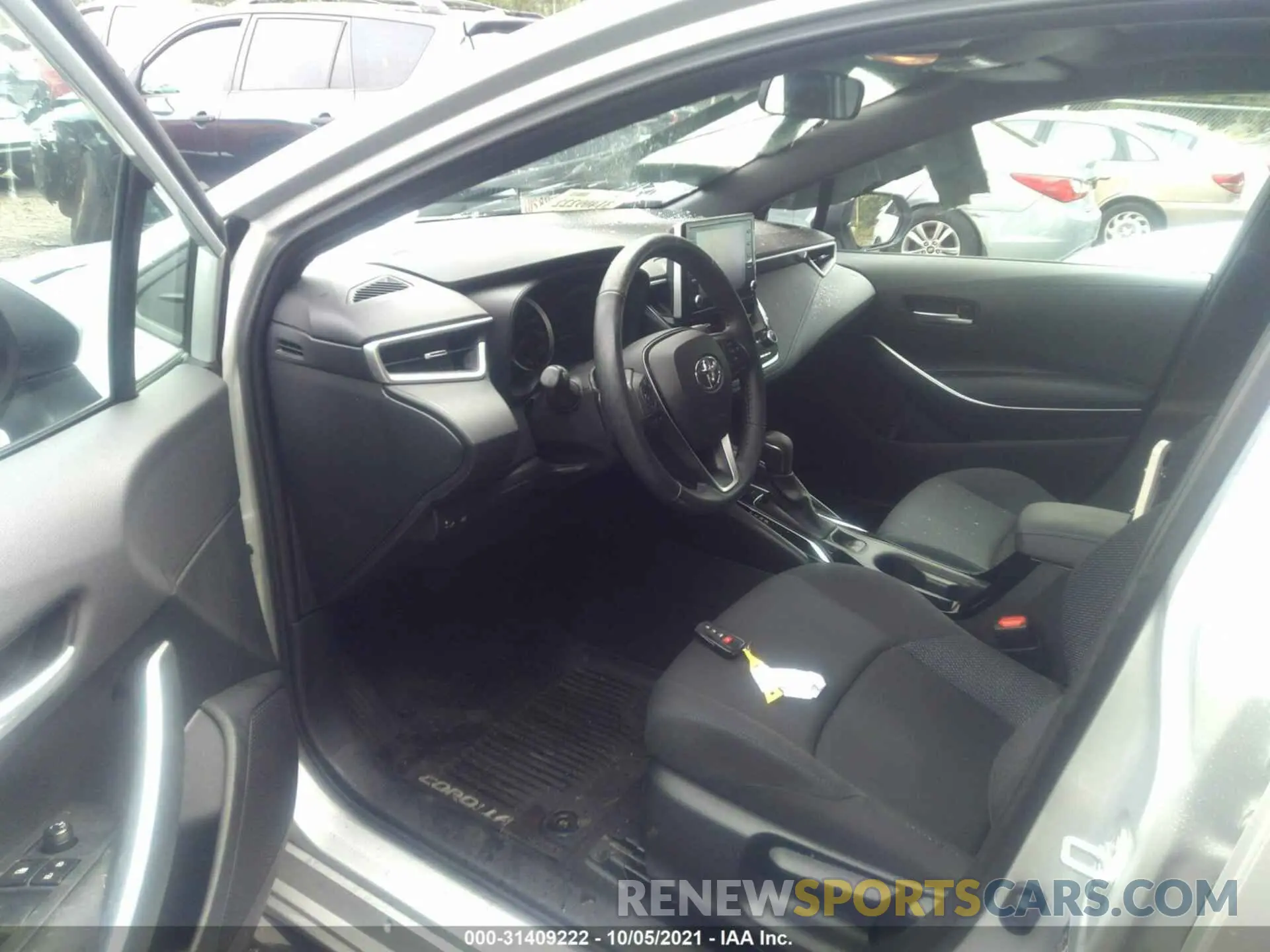 5 Photograph of a damaged car 5YFP4RCE2LP024423 TOYOTA COROLLA 2020
