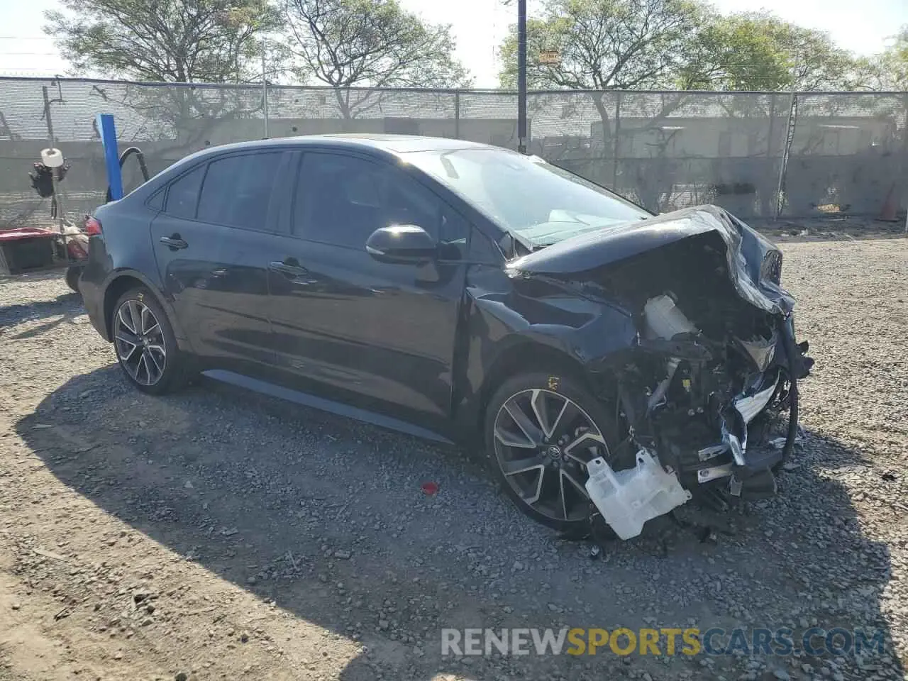 4 Photograph of a damaged car 5YFP4RCE3LP006836 TOYOTA COROLLA 2020