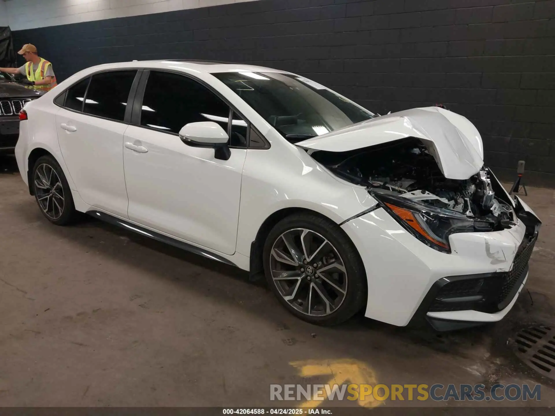1 Photograph of a damaged car 5YFP4RCE3LP013060 TOYOTA COROLLA 2020