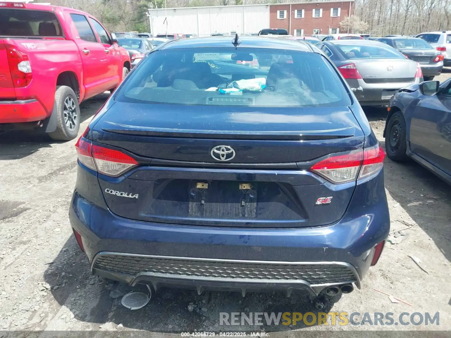 16 Photograph of a damaged car 5YFP4RCE3LP046642 TOYOTA COROLLA 2020