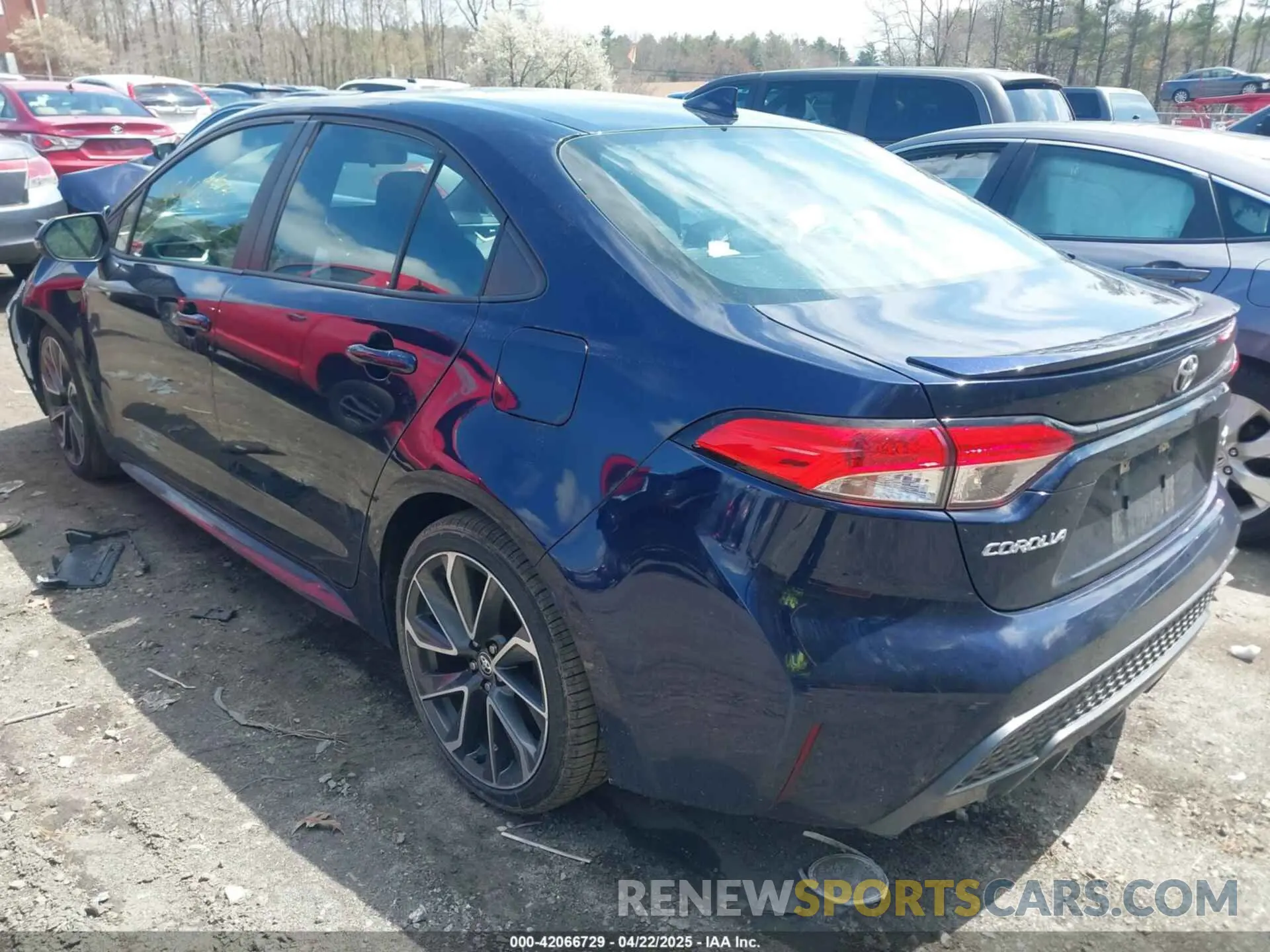 3 Photograph of a damaged car 5YFP4RCE3LP046642 TOYOTA COROLLA 2020