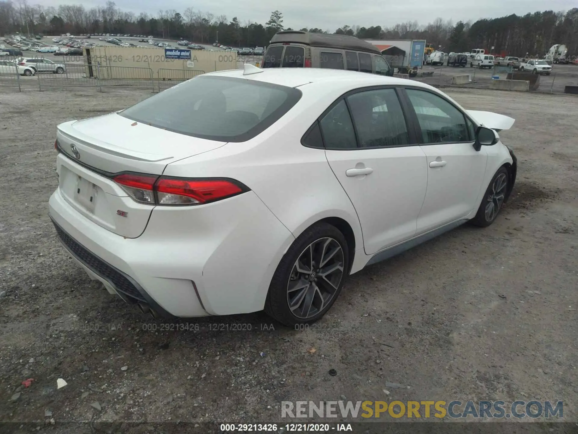 4 Photograph of a damaged car 5YFP4RCE4LP024312 TOYOTA COROLLA 2020