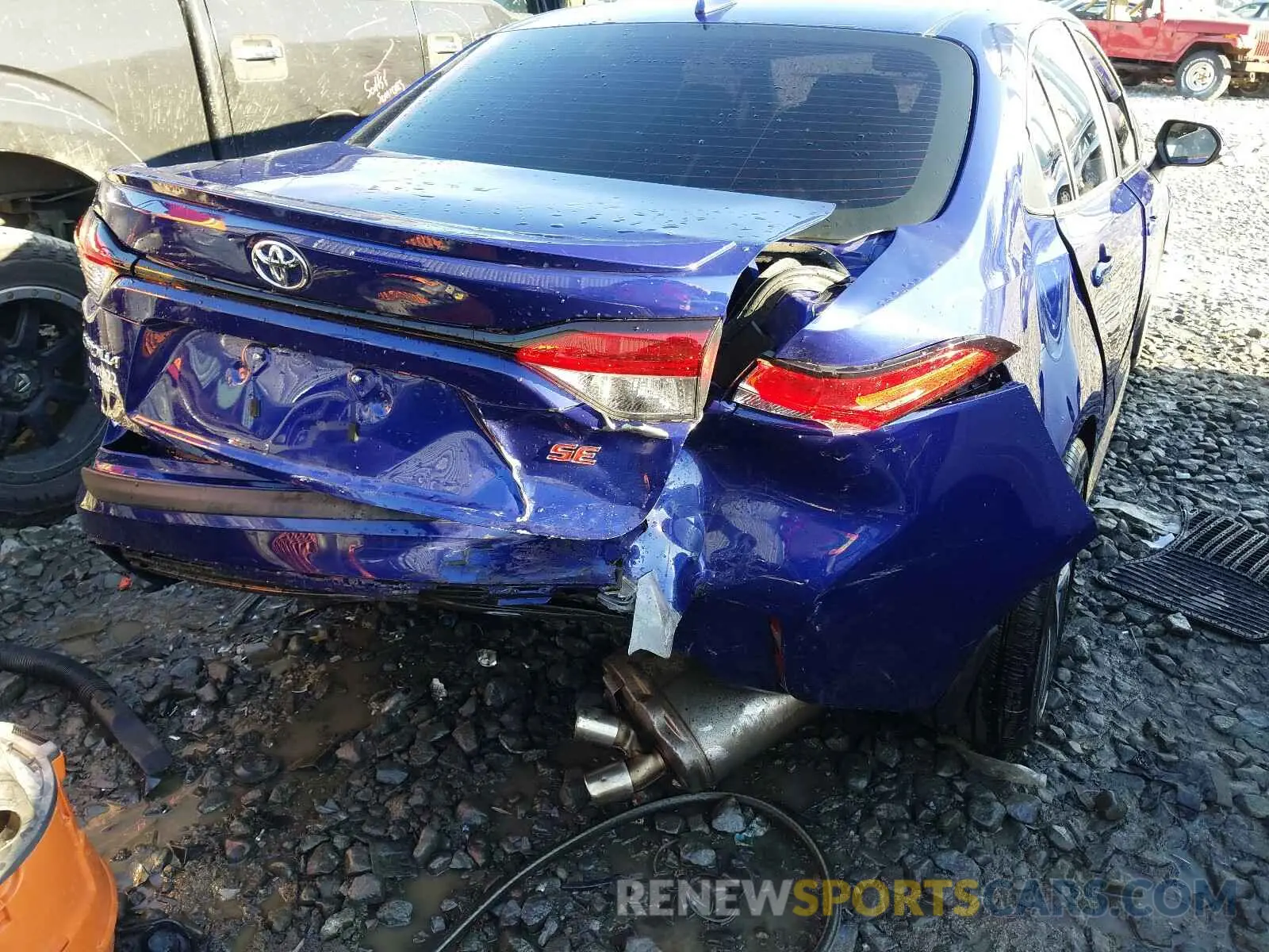9 Photograph of a damaged car 5YFP4RCE5LP027431 TOYOTA COROLLA 2020