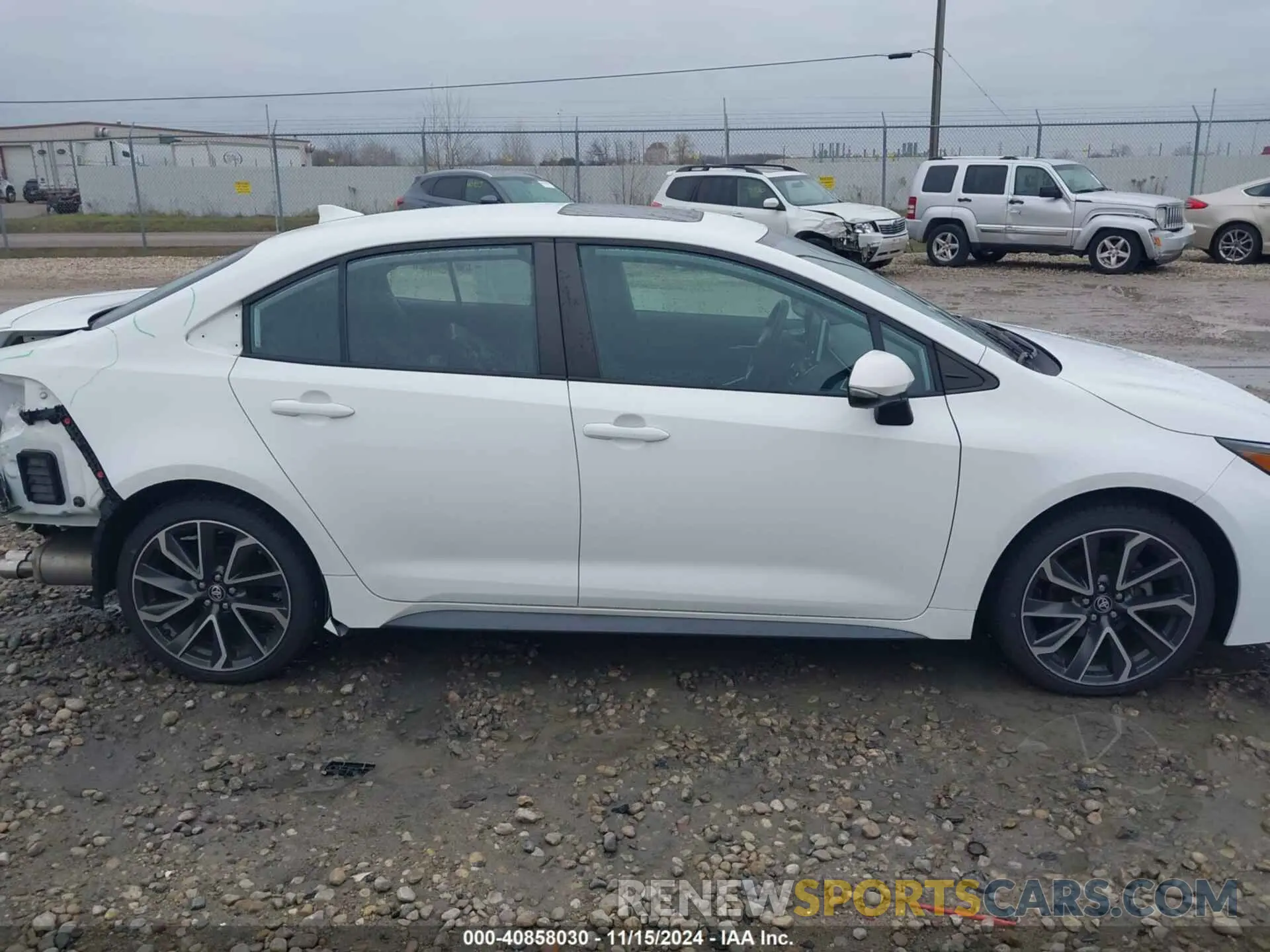 13 Photograph of a damaged car 5YFP4RCE6LP024375 TOYOTA COROLLA 2020