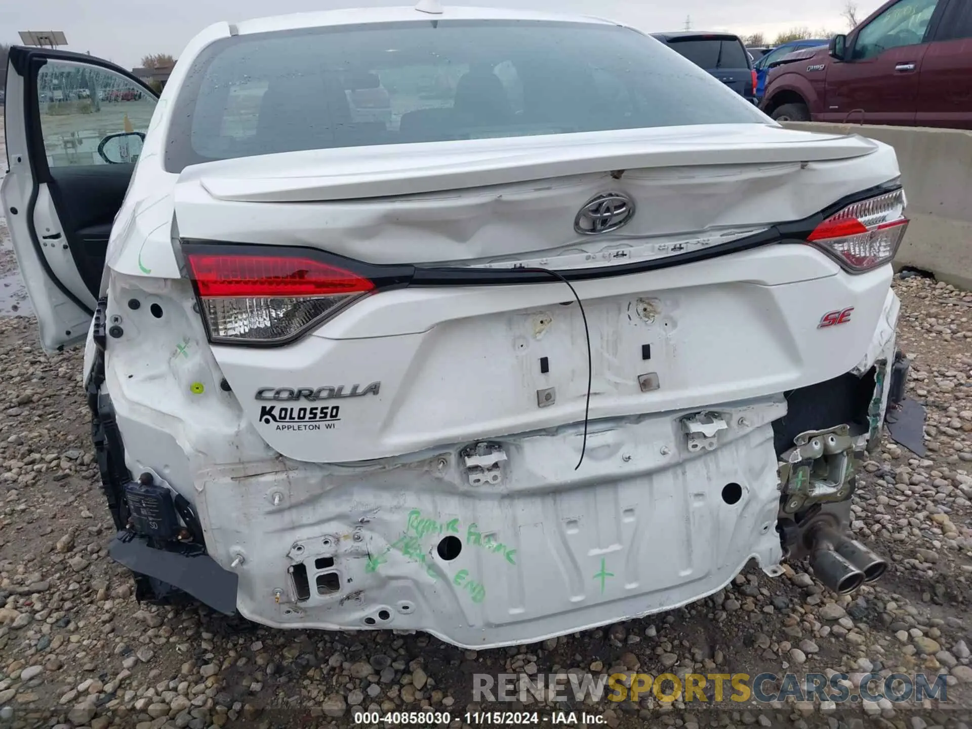 6 Photograph of a damaged car 5YFP4RCE6LP024375 TOYOTA COROLLA 2020