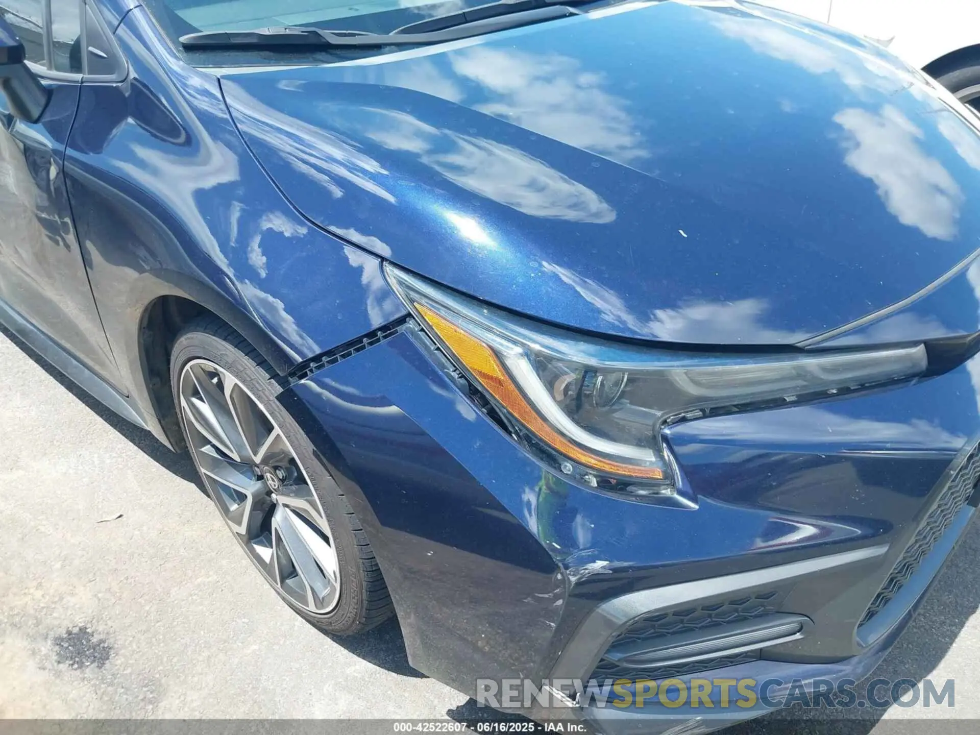 6 Photograph of a damaged car 5YFP4RCE8LP032476 TOYOTA COROLLA 2020