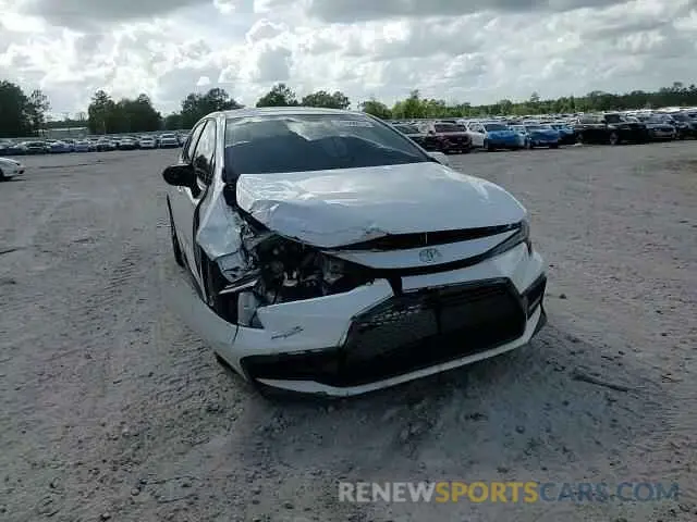 13 Photograph of a damaged car 5YFP4RCE9LP044586 TOYOTA COROLLA 2020
