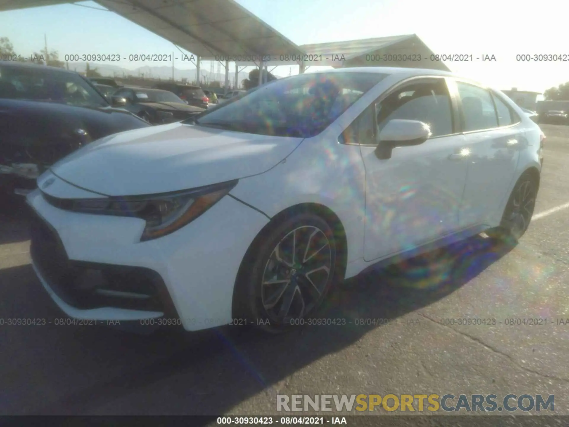 2 Photograph of a damaged car 5YFS4RCE0LP020137 TOYOTA COROLLA 2020