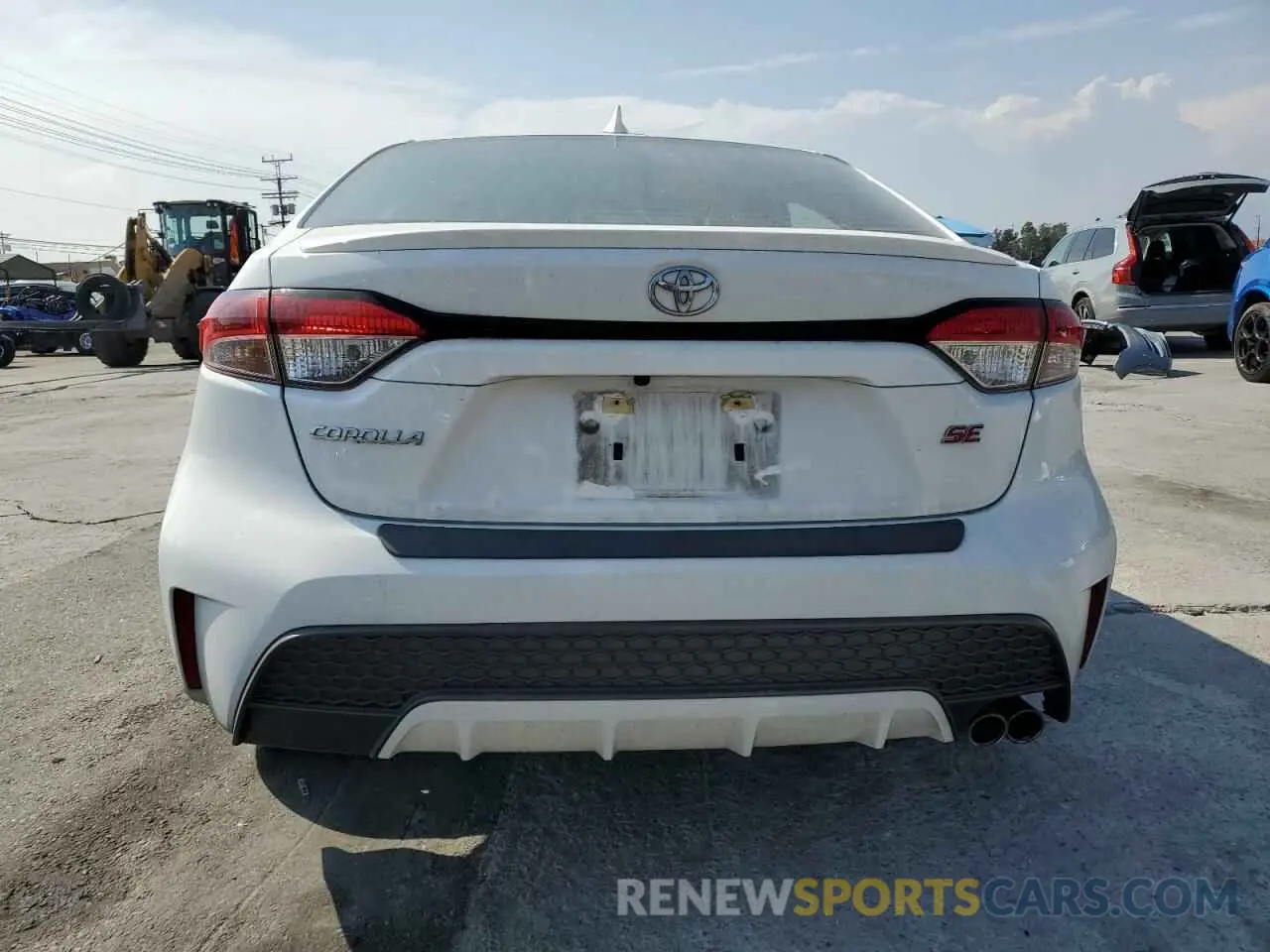 6 Photograph of a damaged car 5YFS4RCE0LP036841 TOYOTA COROLLA 2020