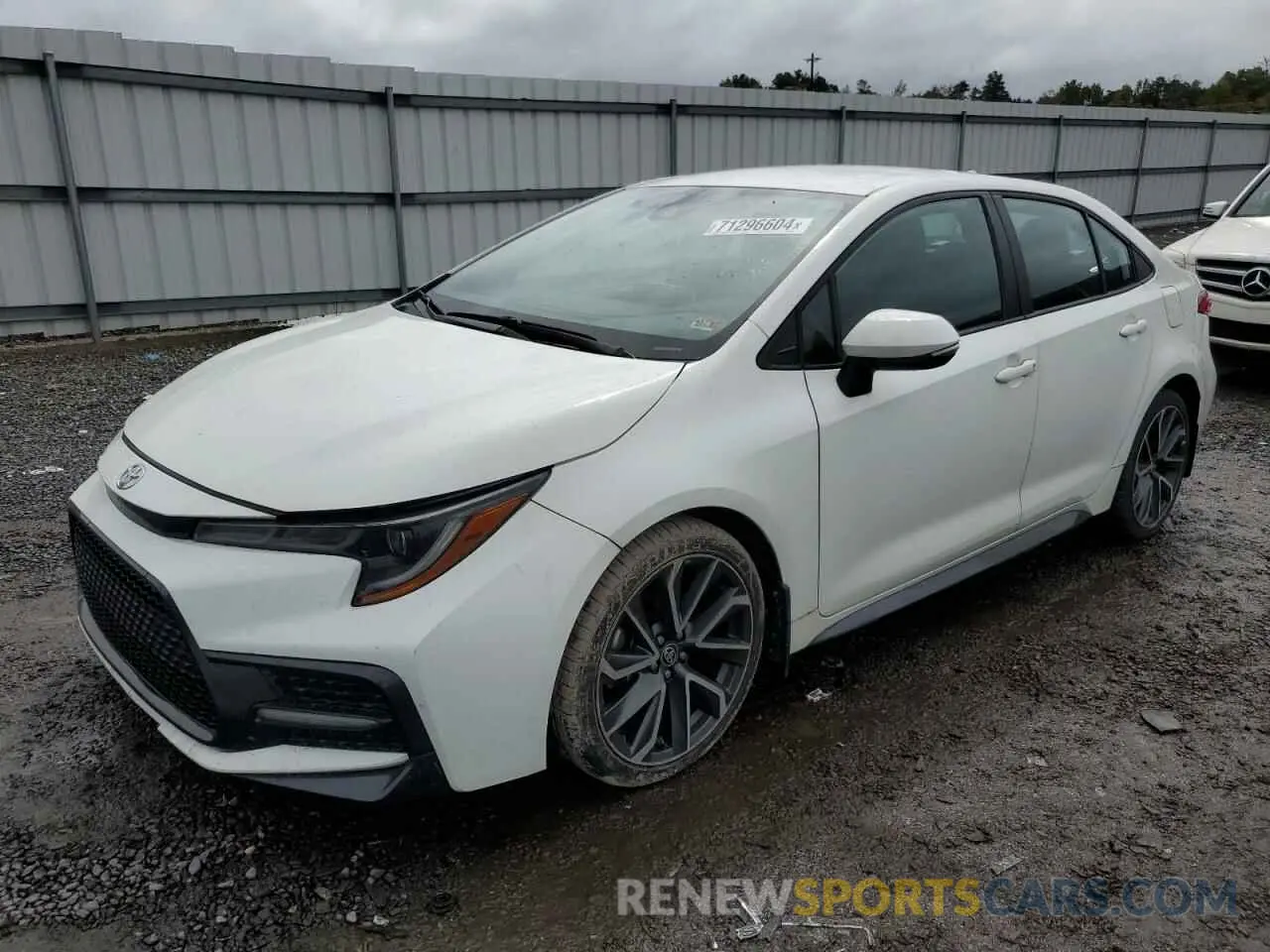 1 Photograph of a damaged car 5YFS4RCE0LP054580 TOYOTA COROLLA 2020