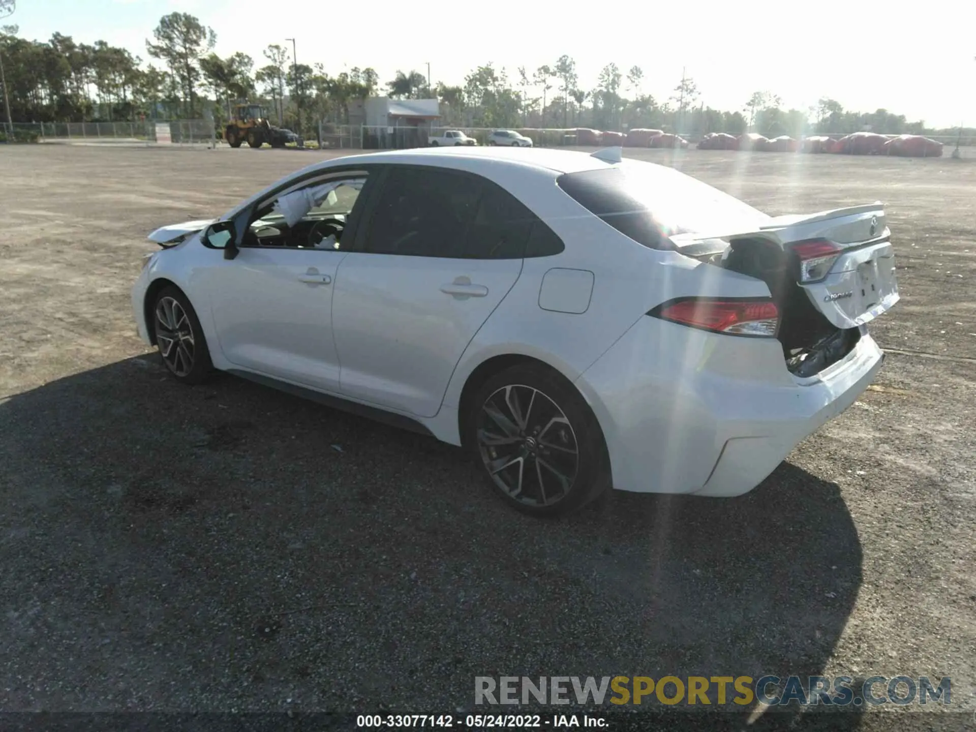 3 Photograph of a damaged car 5YFS4RCE1LP013908 TOYOTA COROLLA 2020