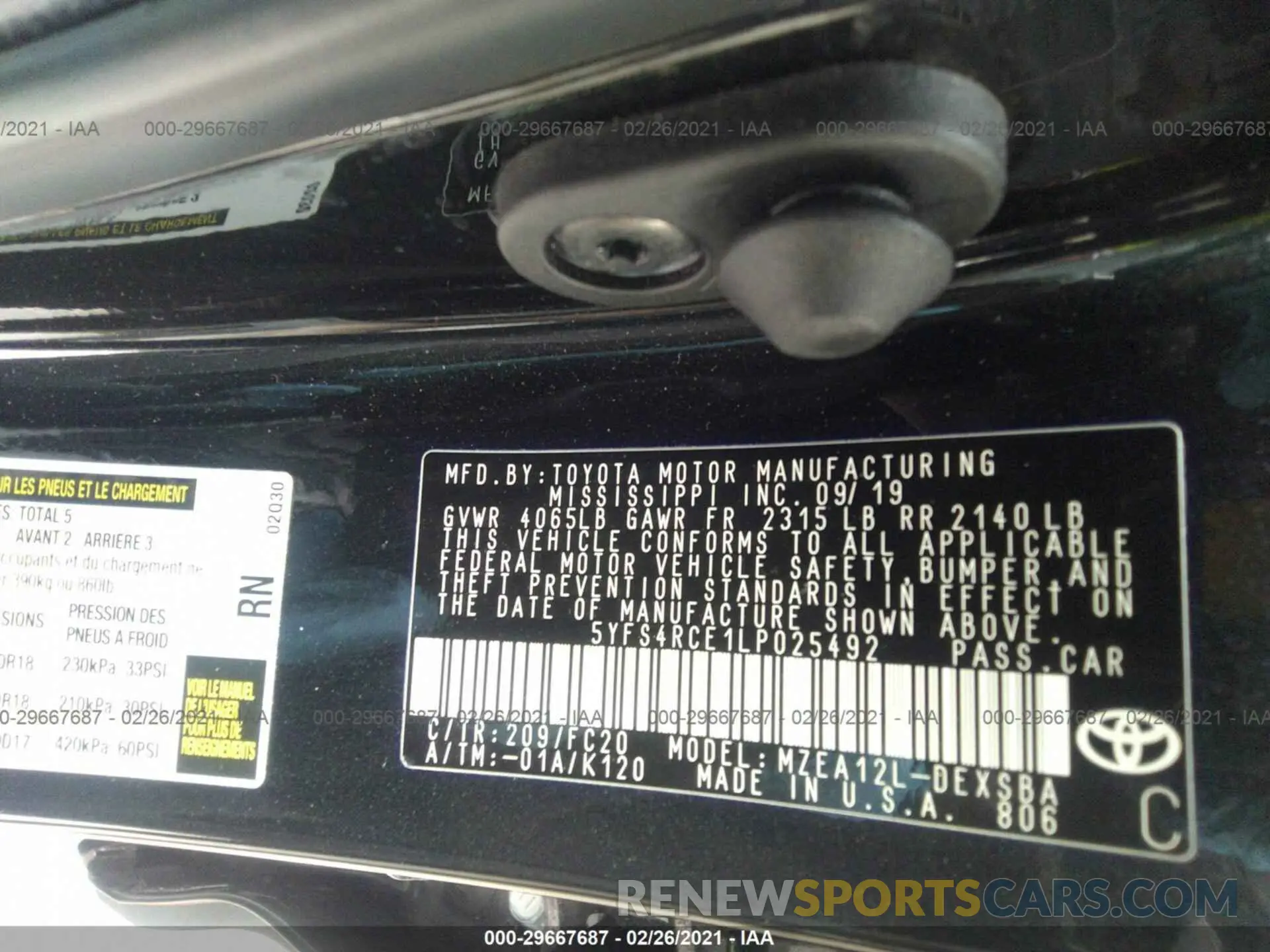 9 Photograph of a damaged car 5YFS4RCE1LP025492 TOYOTA COROLLA 2020