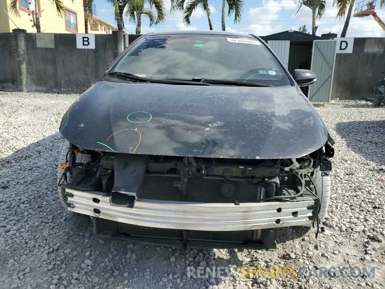 5 Photograph of a damaged car 5YFS4RCE2LP022147 TOYOTA COROLLA 2020