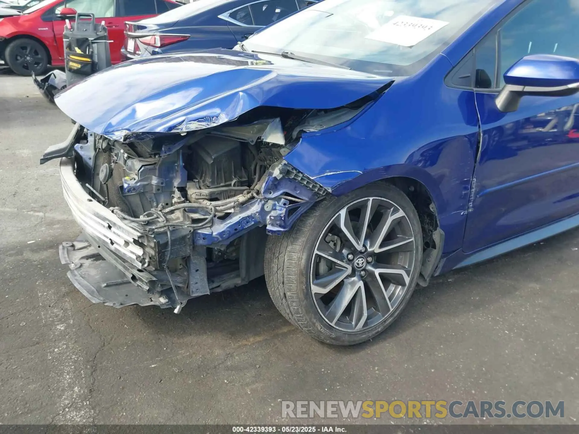 6 Photograph of a damaged car 5YFS4RCE2LP026747 TOYOTA COROLLA 2020