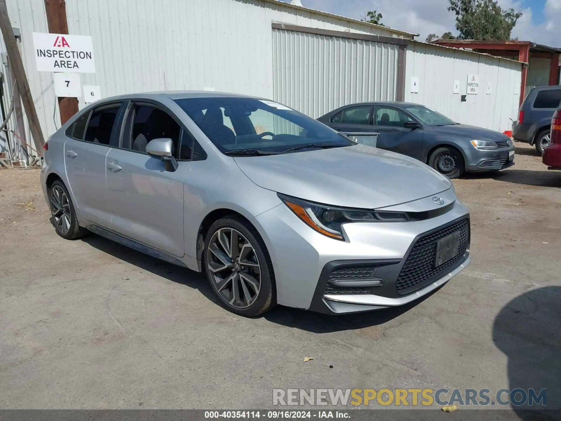 1 Photograph of a damaged car 5YFS4RCE2LP028062 TOYOTA COROLLA 2020