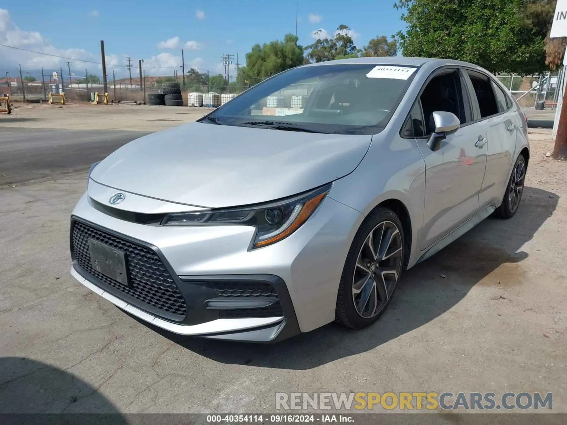 2 Photograph of a damaged car 5YFS4RCE2LP028062 TOYOTA COROLLA 2020
