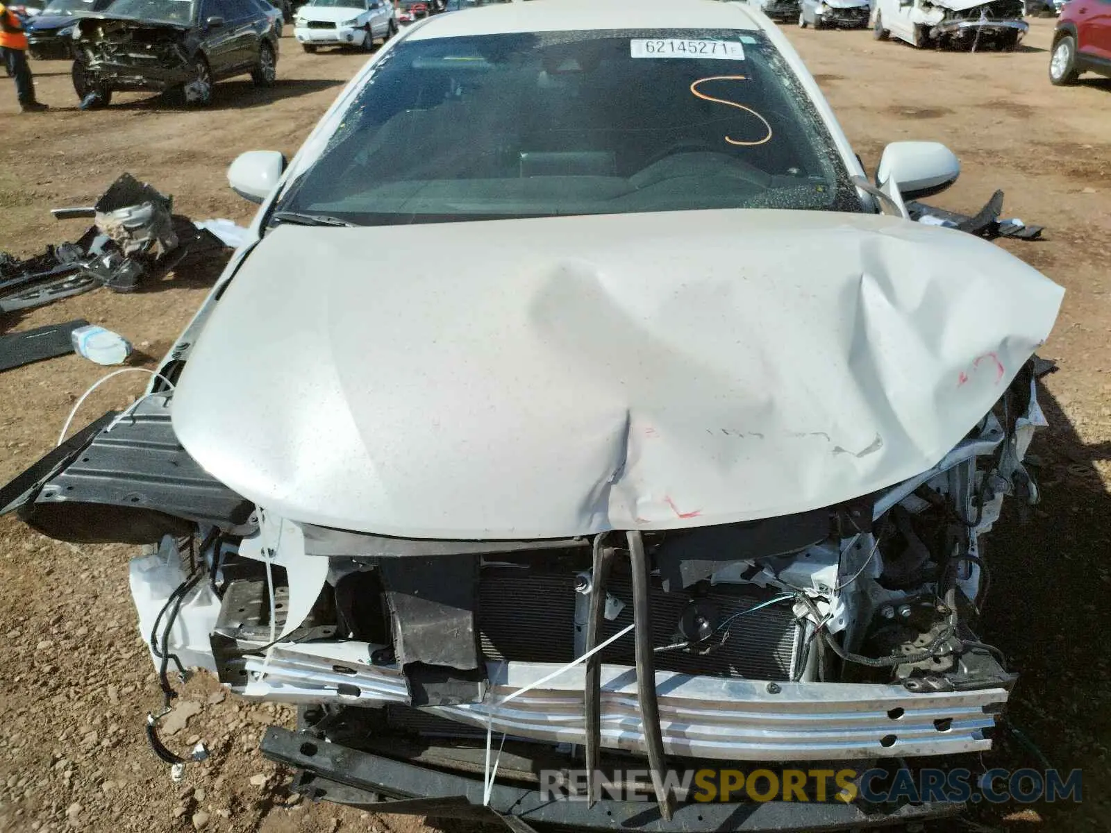 7 Photograph of a damaged car 5YFS4RCE2LP035545 TOYOTA COROLLA 2020