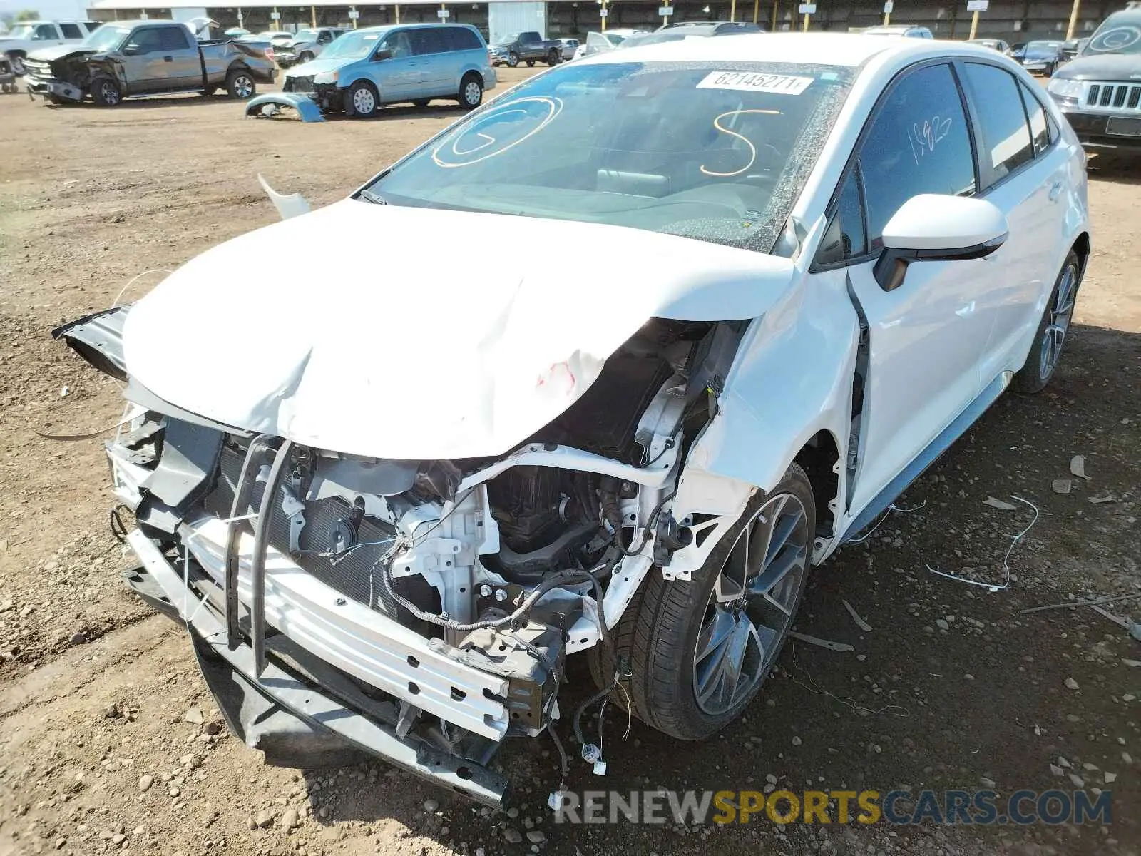 9 Photograph of a damaged car 5YFS4RCE2LP035545 TOYOTA COROLLA 2020